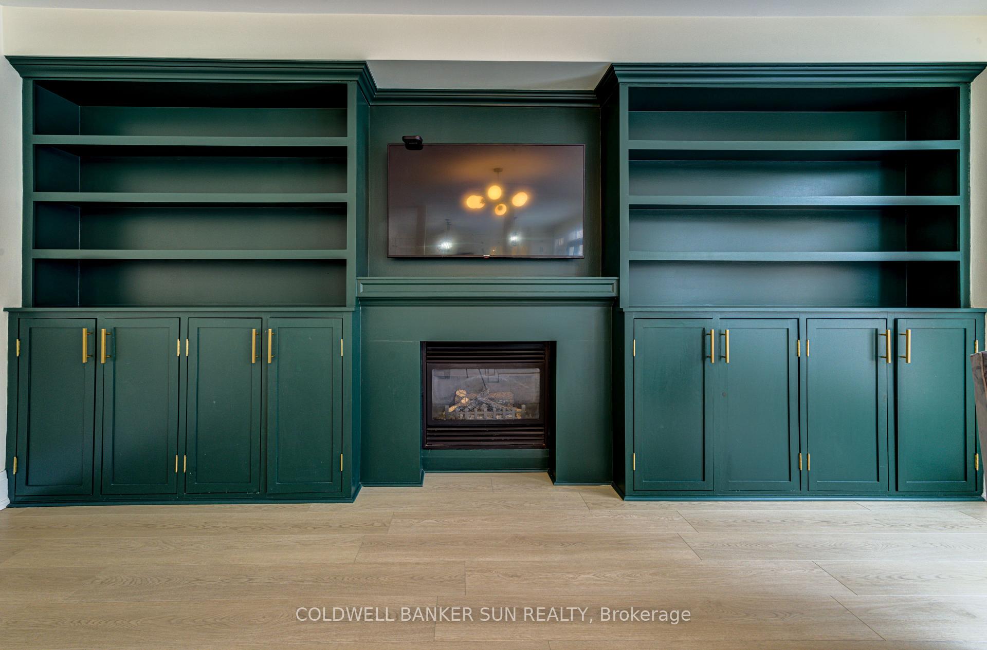 Photo 11 of 33 Ellis Crescent, Kawartha Lakes, Lindsay — HOMEH
