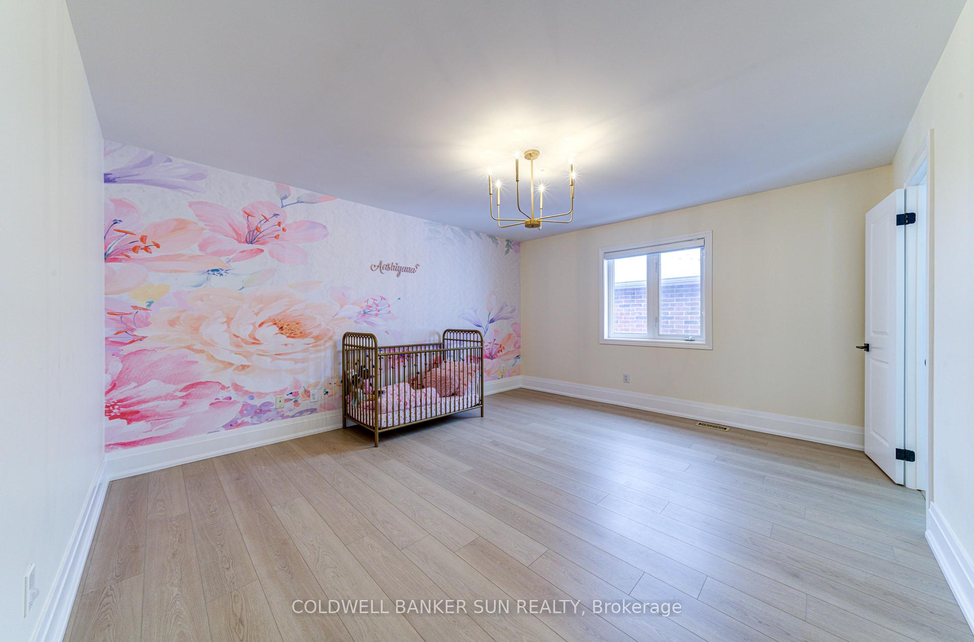 Photo 35 of 33 Ellis Crescent, Kawartha Lakes, Lindsay — HOMEH