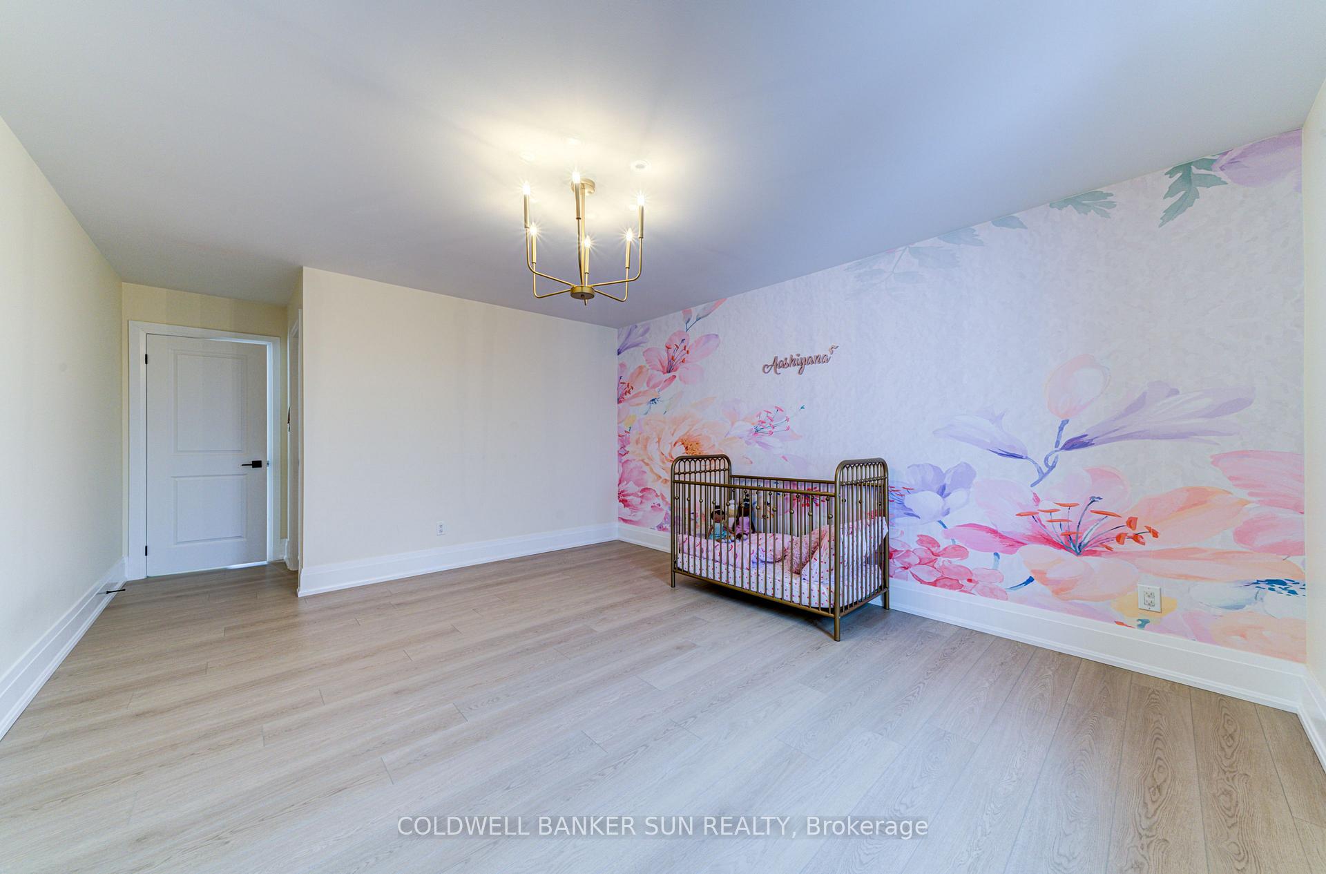 Photo 36 of 33 Ellis Crescent, Kawartha Lakes, Lindsay — HOMEH
