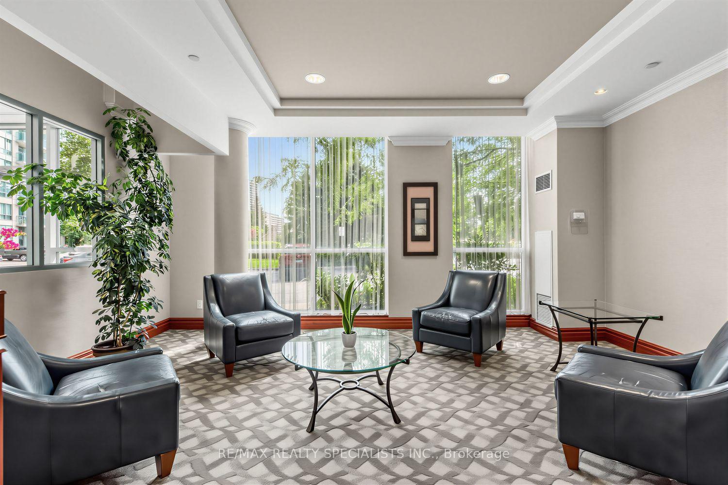 Photo 3 of Unit 1005, 2585 Erin Centre Boulevard, Mississauga, Central Erin Mills — HOMEH