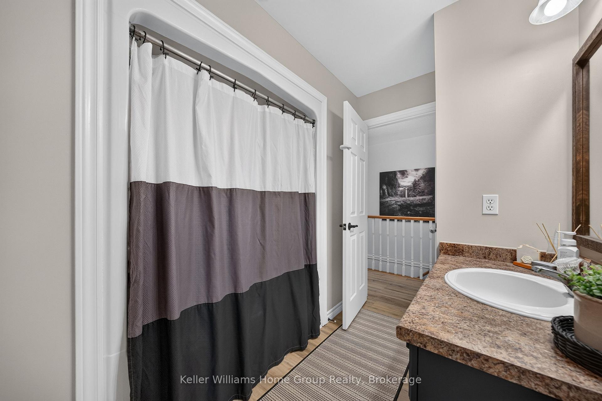 Photo 35 of 111 Halls Drive, Centre Wellington, Elora/Salem — HOMEH