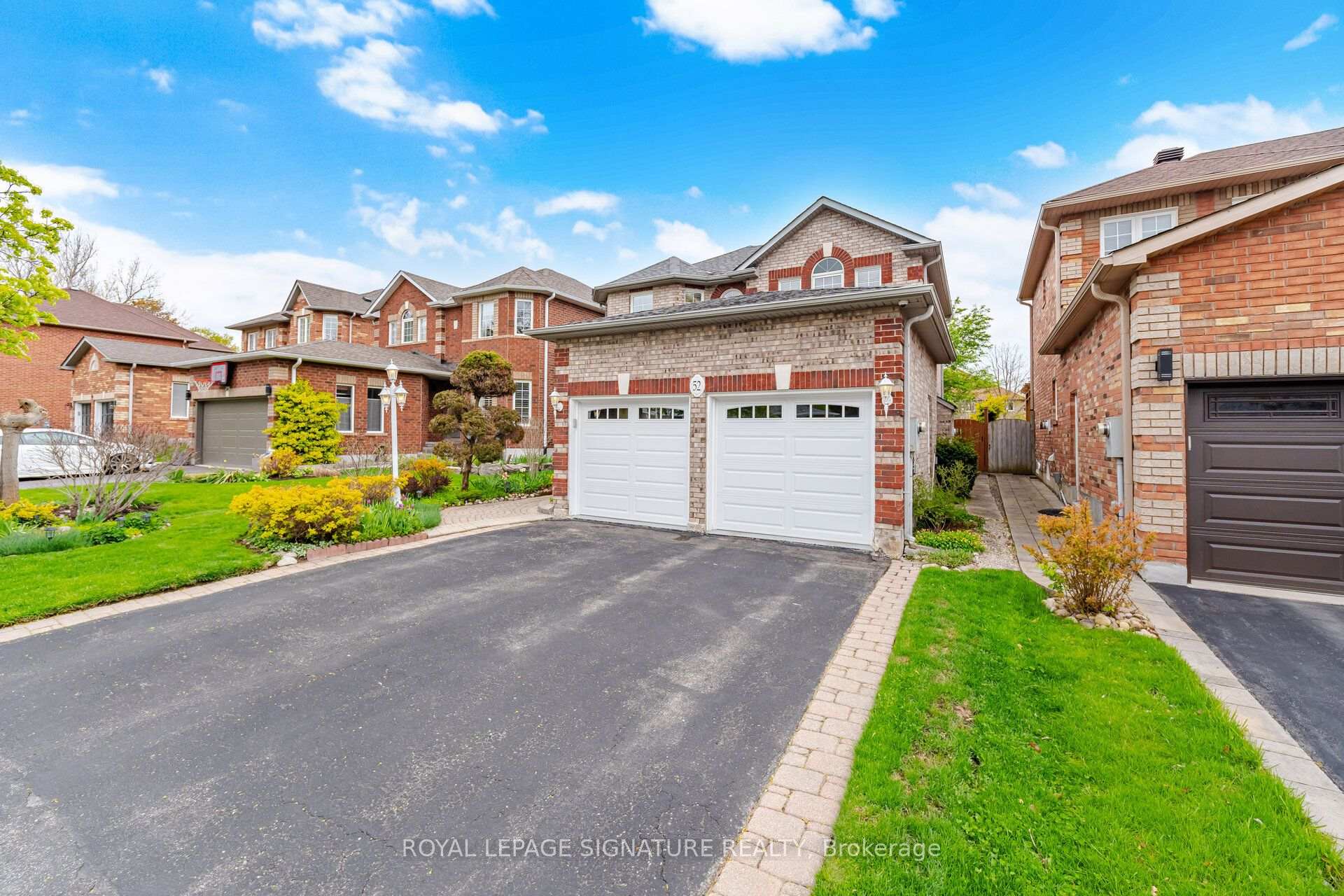 Photo 3 of 52 Durham Street, Halton Hills, Georgetown — HOMEH
