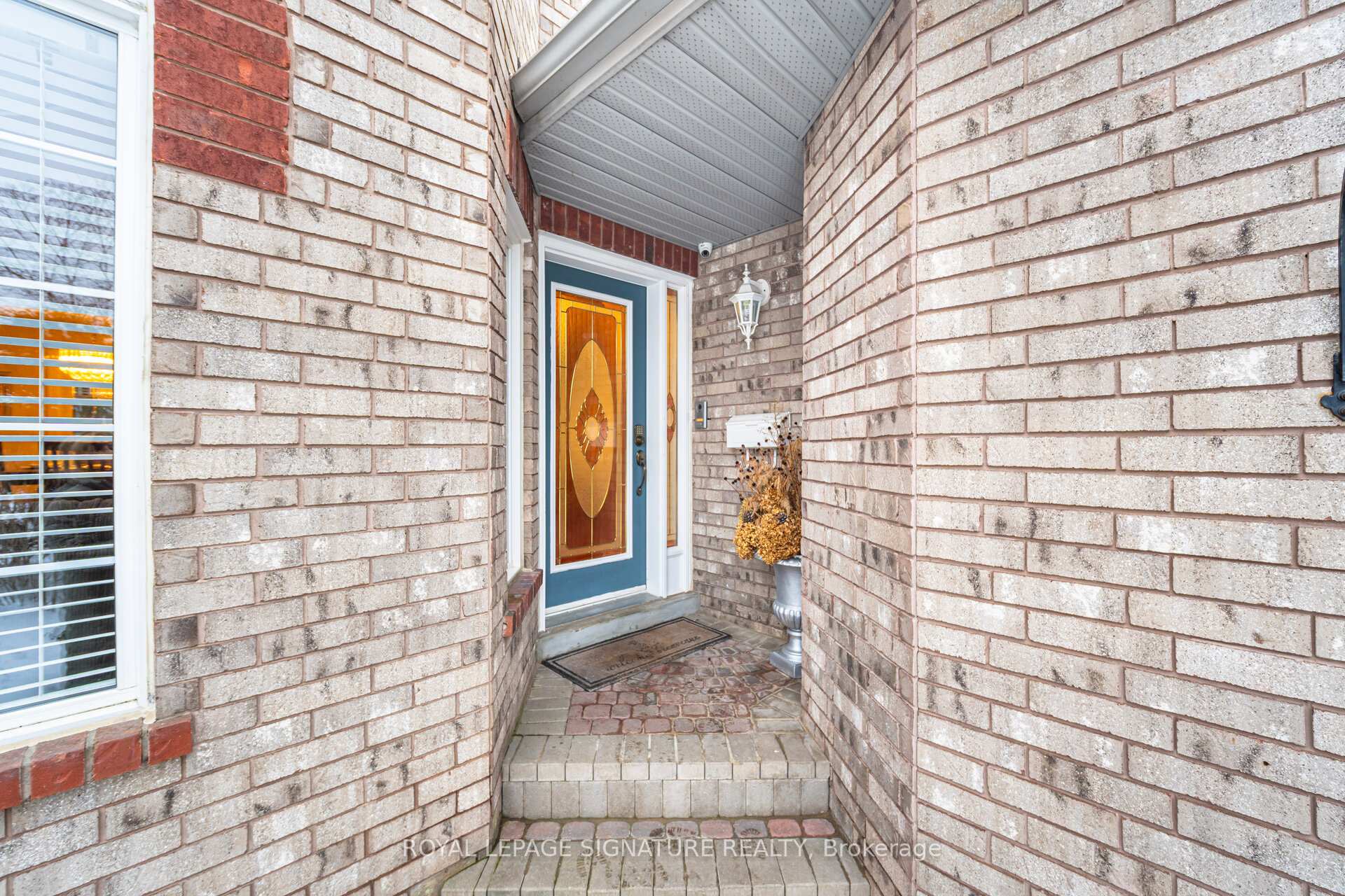 Photo 4 of 52 Durham Street, Halton Hills, Georgetown — HOMEH