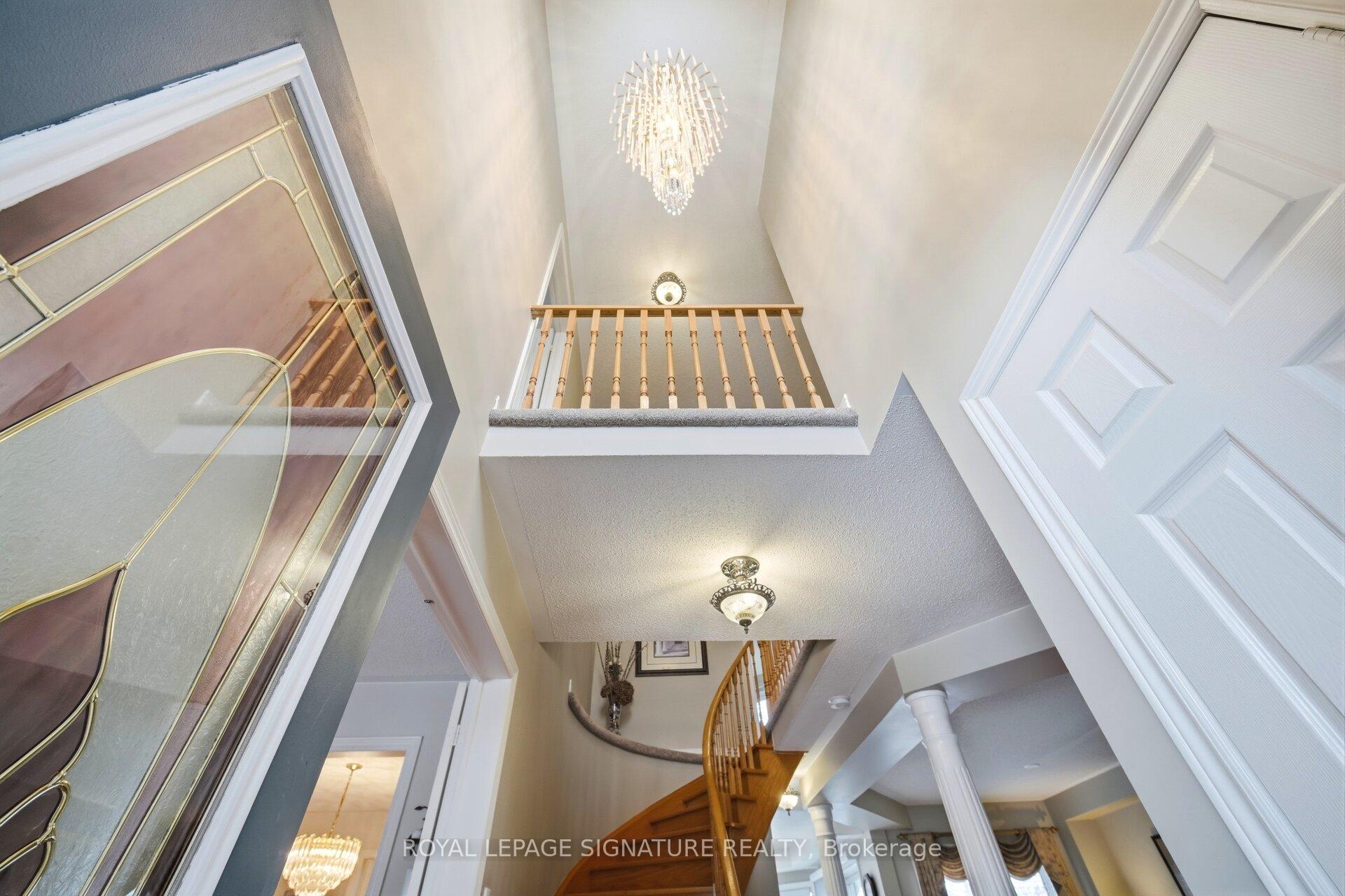 Photo 7 of 52 Durham Street, Halton Hills, Georgetown — HOMEH