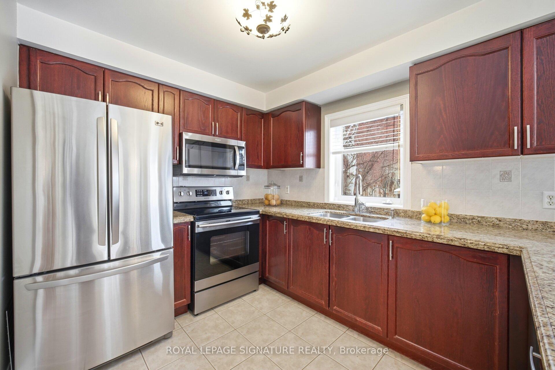 Photo 16 of 52 Durham Street, Halton Hills, Georgetown — HOMEH