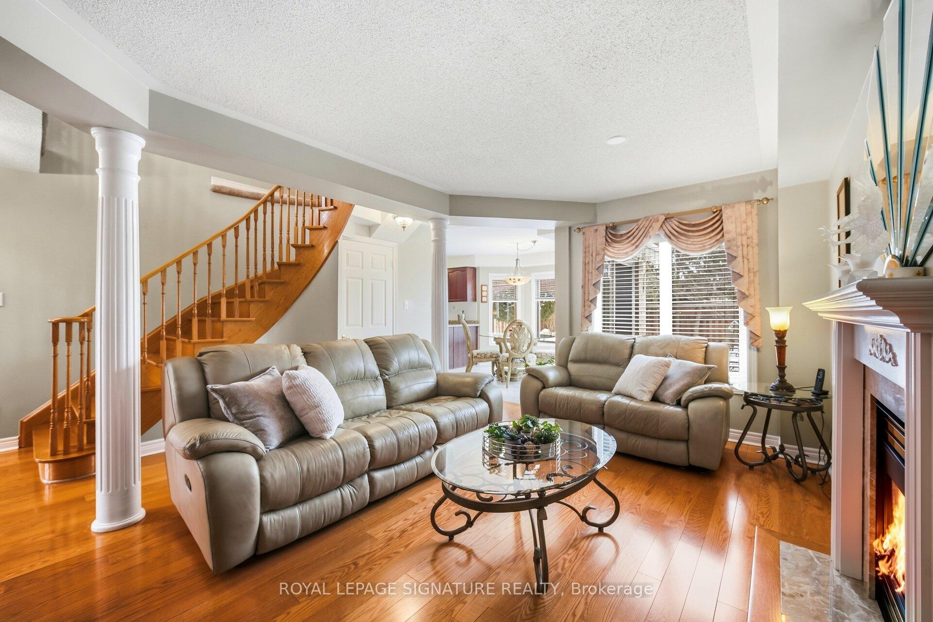 Photo 23 of 52 Durham Street, Halton Hills, Georgetown — HOMEH