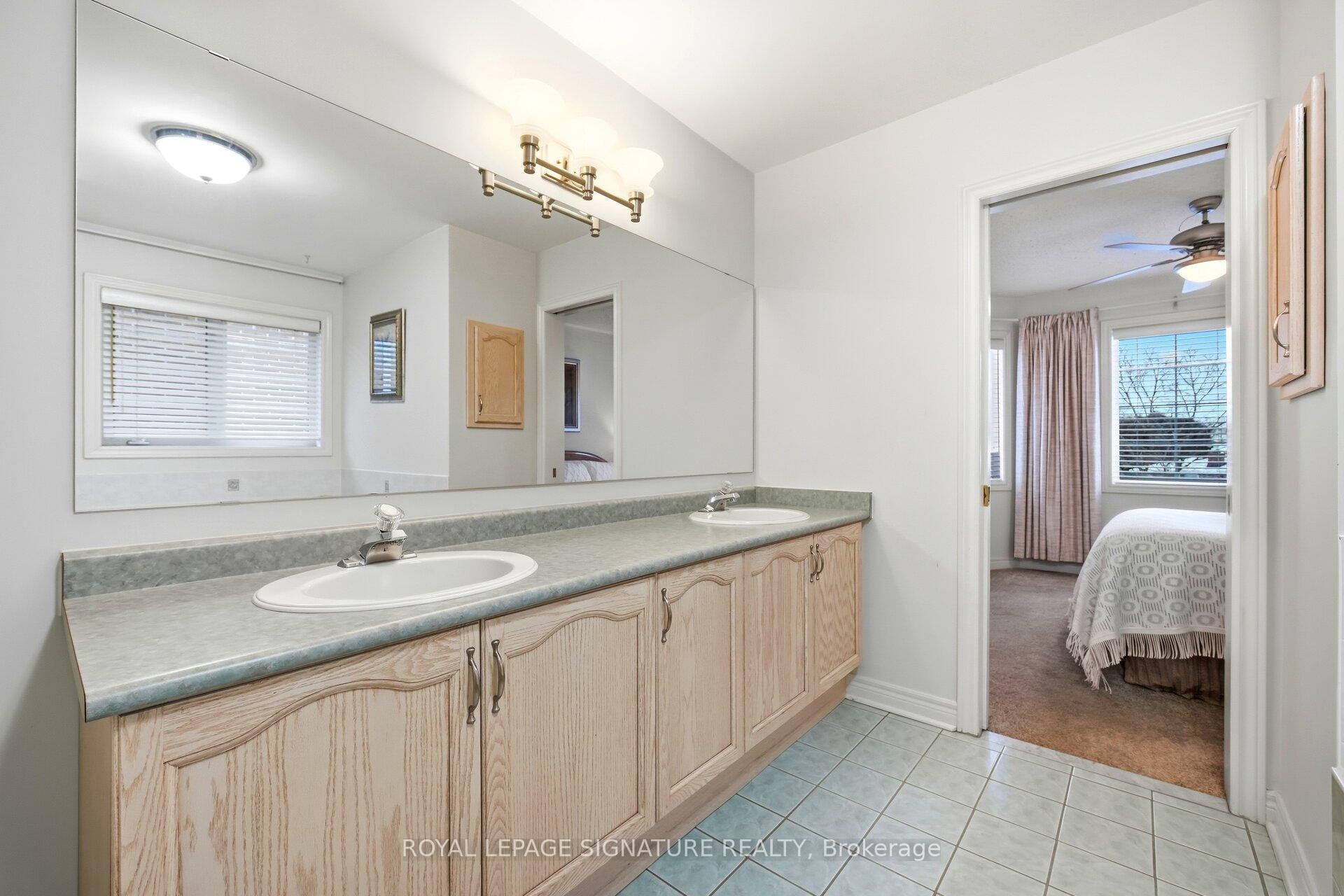Photo 35 of 52 Durham Street, Halton Hills, Georgetown — HOMEH