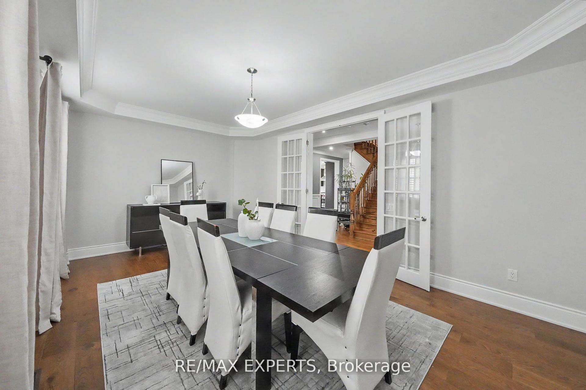 Photo 16 of 74 Dunrobin Crescent, Vaughan, Kleinburg — HOMEH