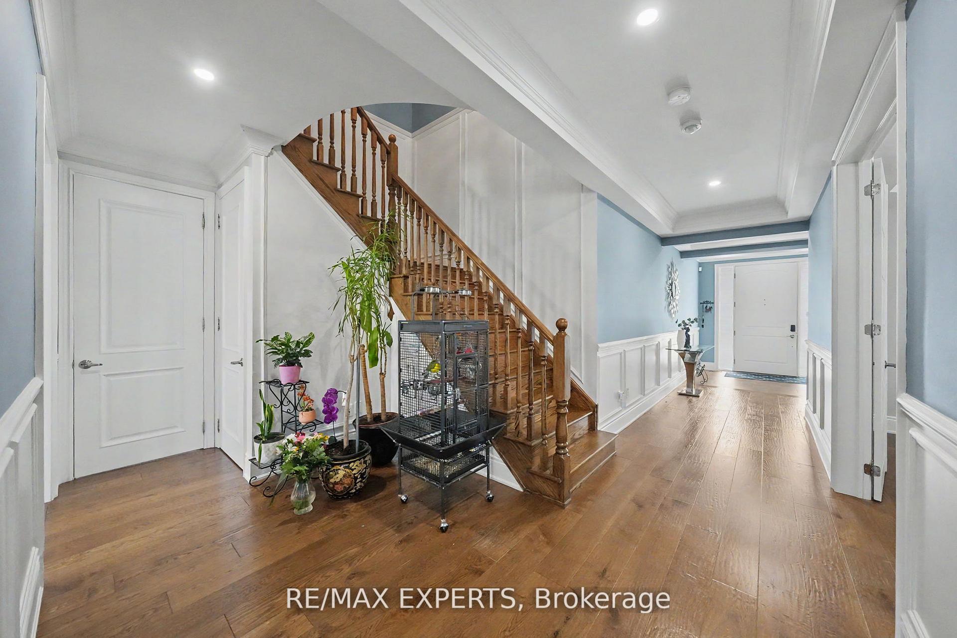 Photo 17 of 74 Dunrobin Crescent, Vaughan, Kleinburg — HOMEH