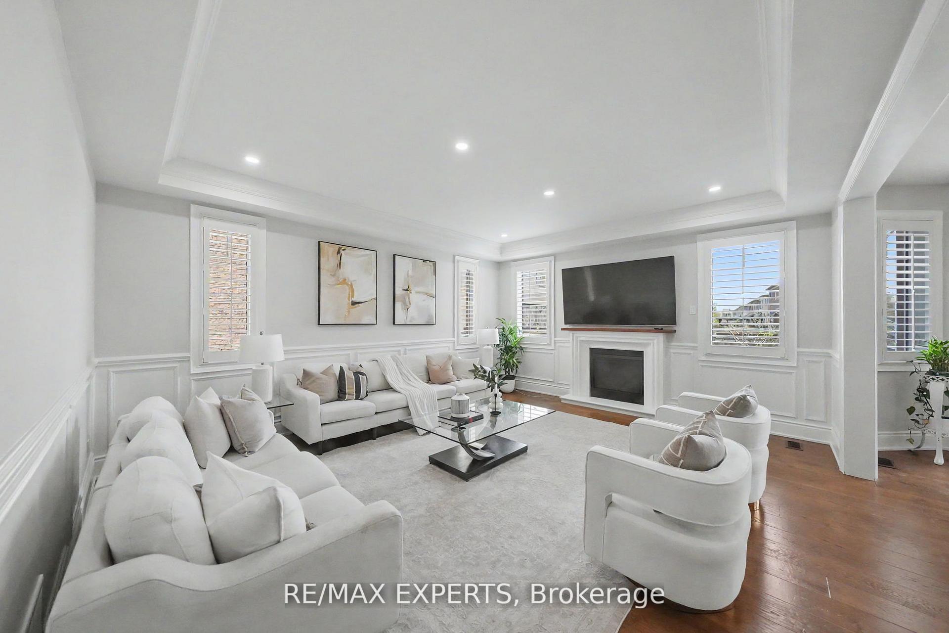 Photo 18 of 74 Dunrobin Crescent, Vaughan, Kleinburg — HOMEH
