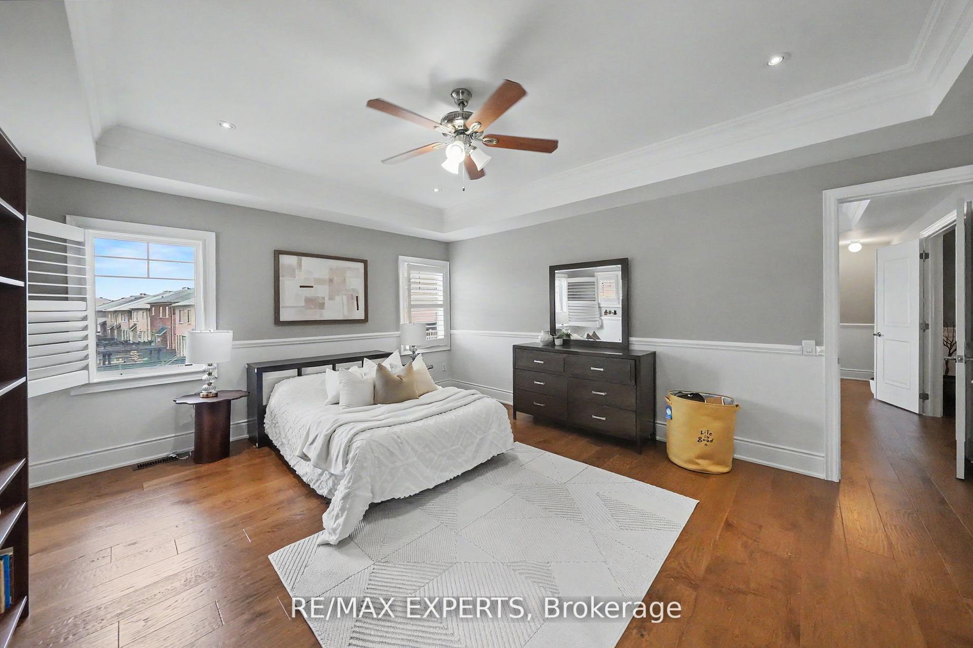 Photo 34 of 74 Dunrobin Crescent, Vaughan, Kleinburg — HOMEH