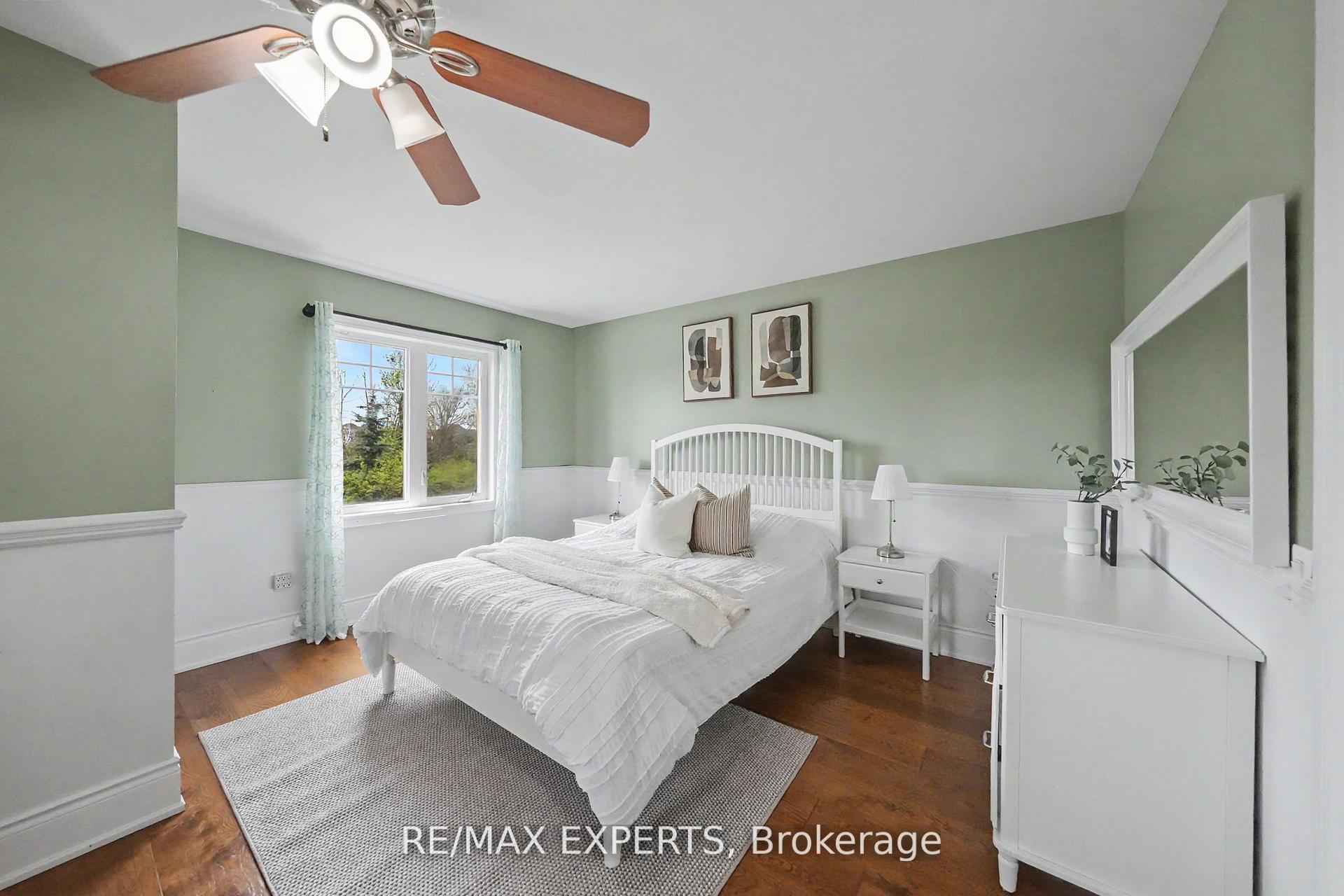 Photo 43 of 74 Dunrobin Crescent, Vaughan, Kleinburg — HOMEH