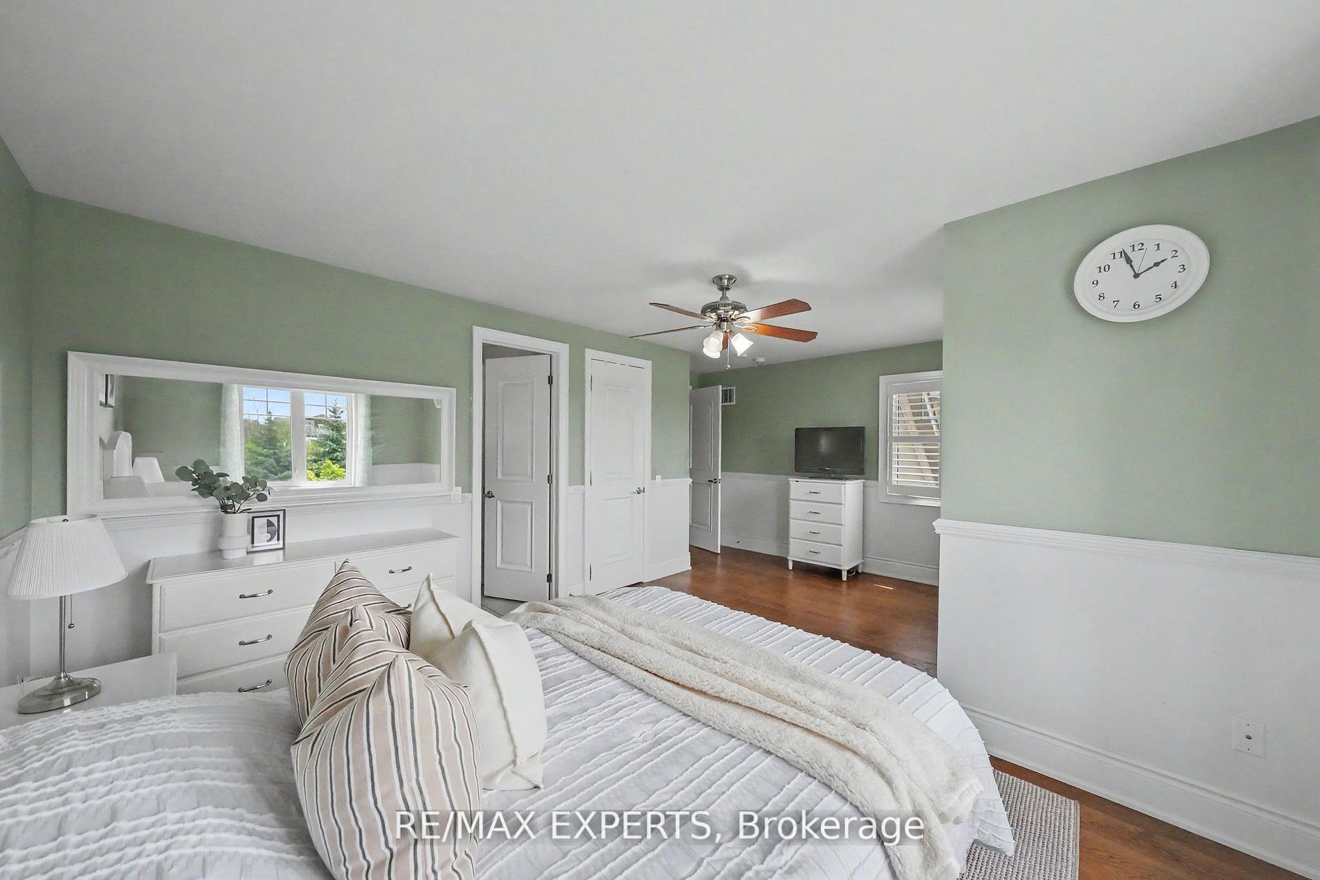 Photo 44 of 74 Dunrobin Crescent, Vaughan, Kleinburg — HOMEH