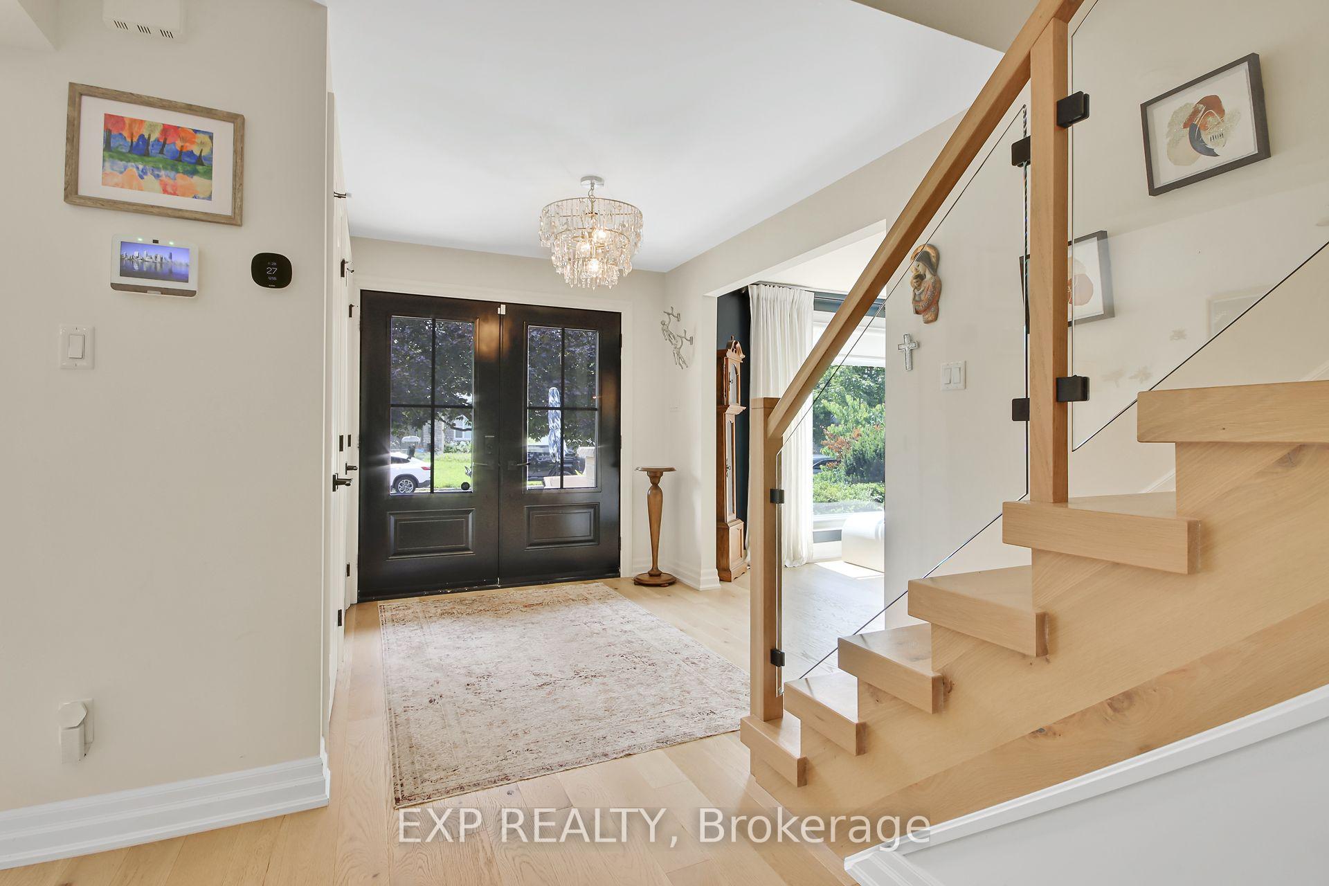 Photo 8 of 895 Dresden Crescent, Ottawa, Whitehaven — HOMEH