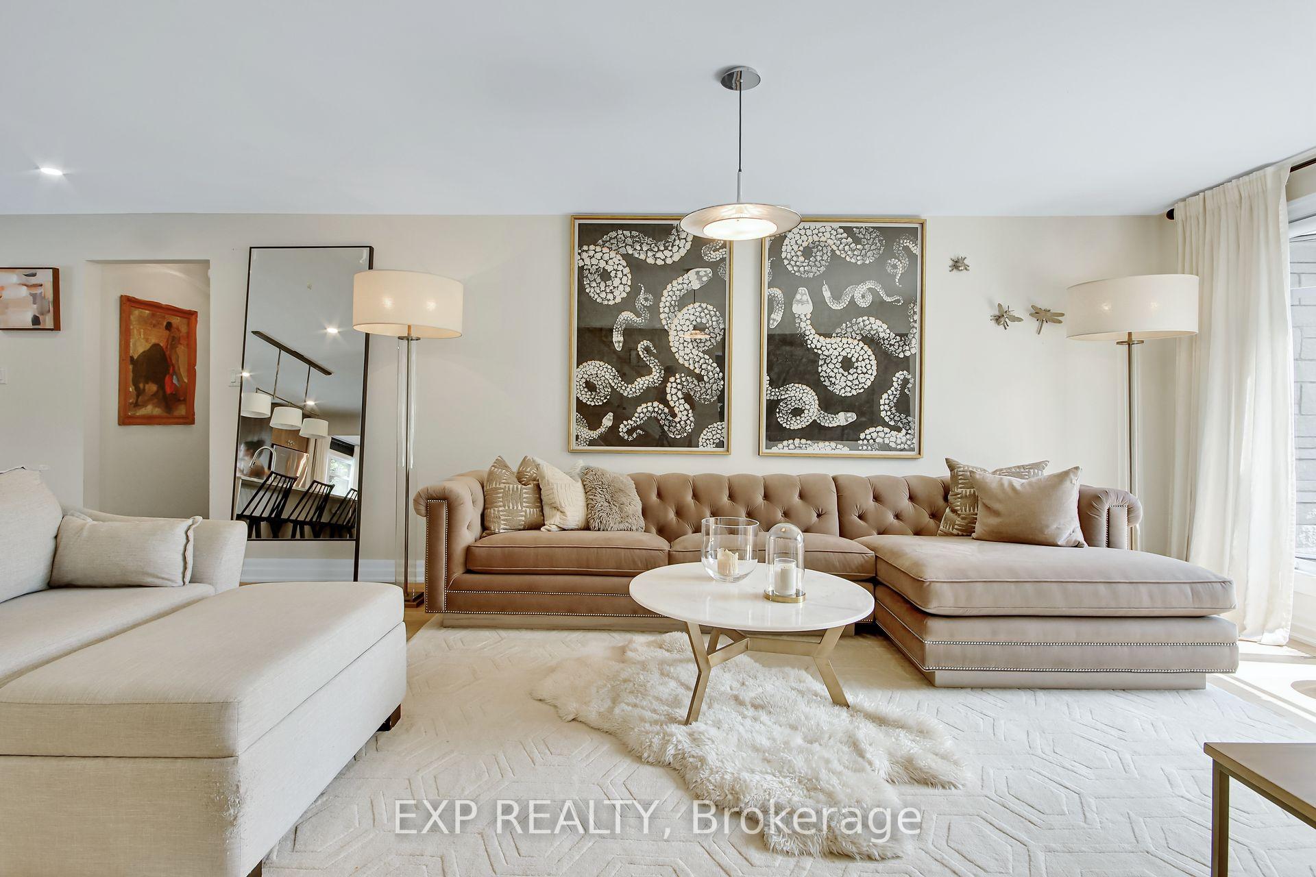 Photo 22 of 895 Dresden Crescent, Ottawa, Whitehaven — HOMEH