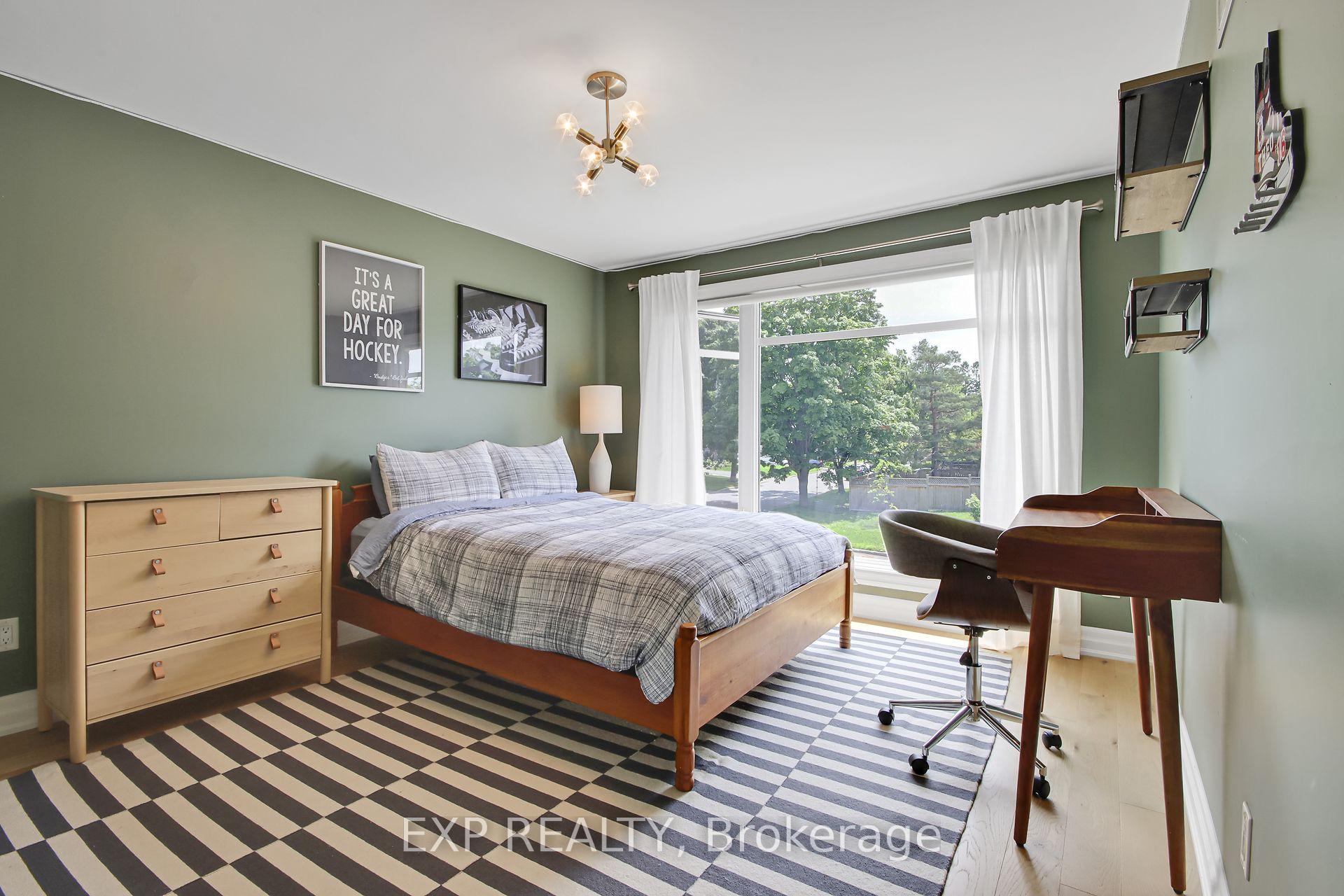 Photo 34 of 895 Dresden Crescent, Ottawa, Whitehaven — HOMEH