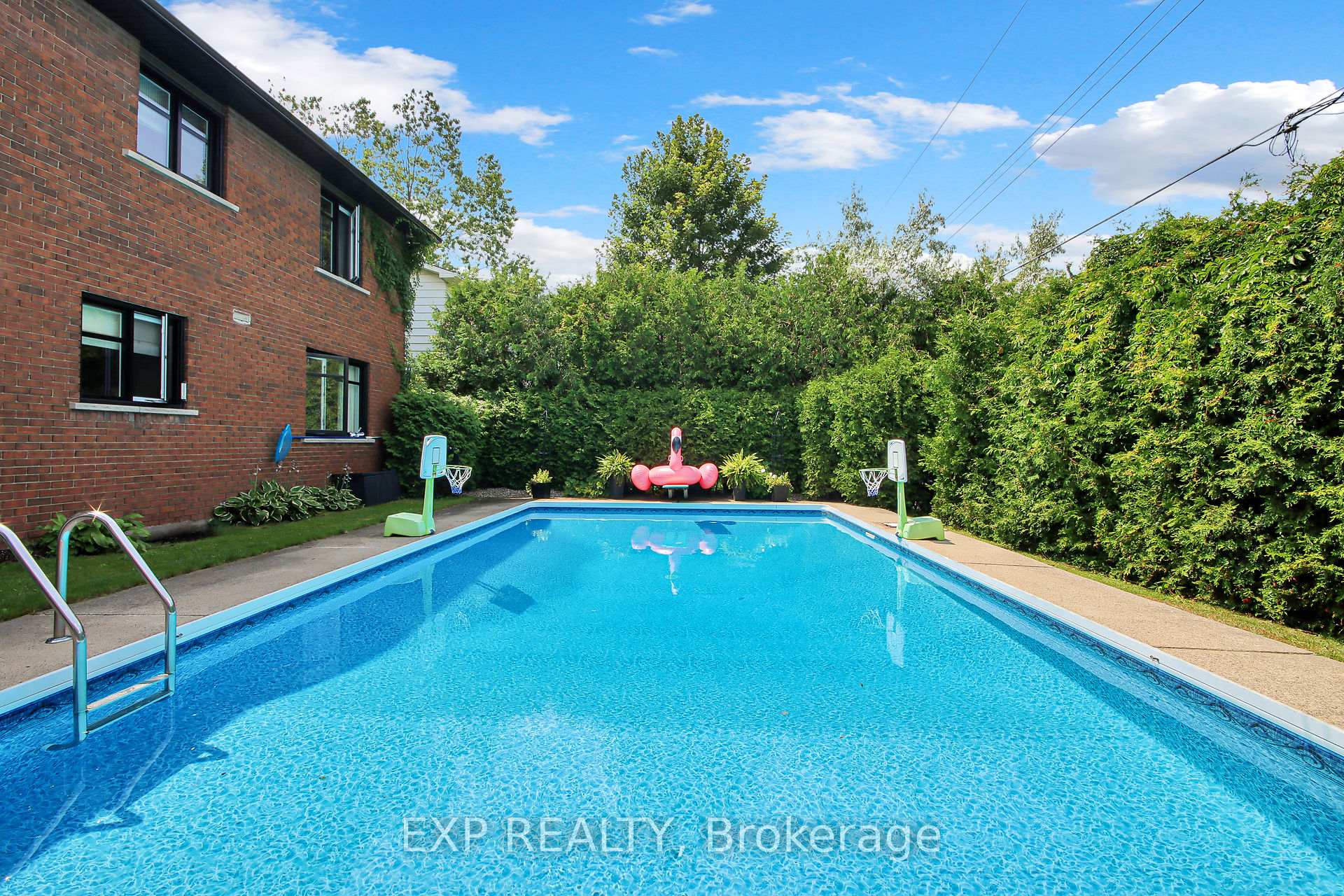 Photo 44 of 895 Dresden Crescent, Ottawa, Whitehaven — HOMEH