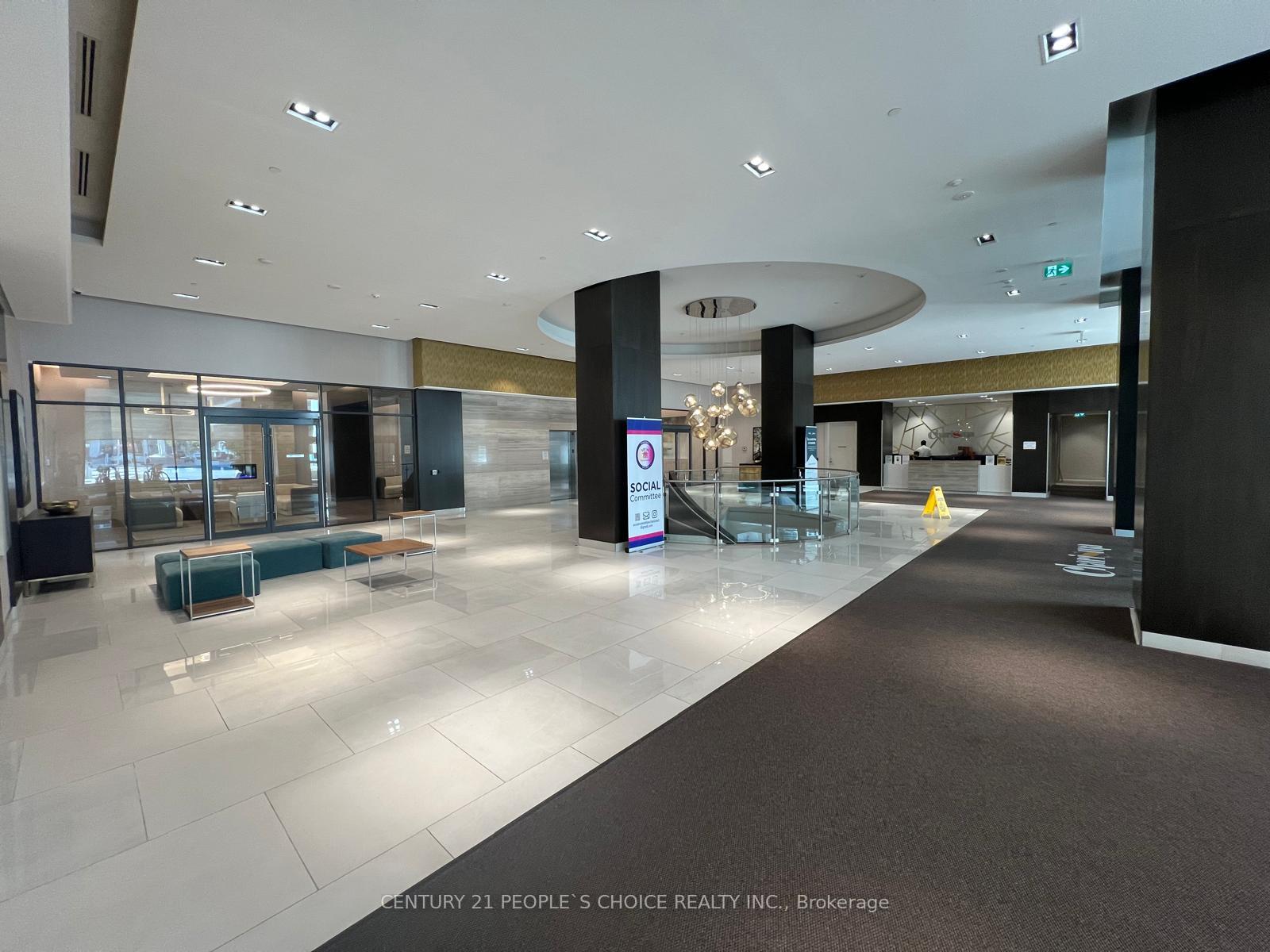 Photo 2 of Unit 925, 9000 Jane Street, Vaughan, Vellore Village — HOMEH