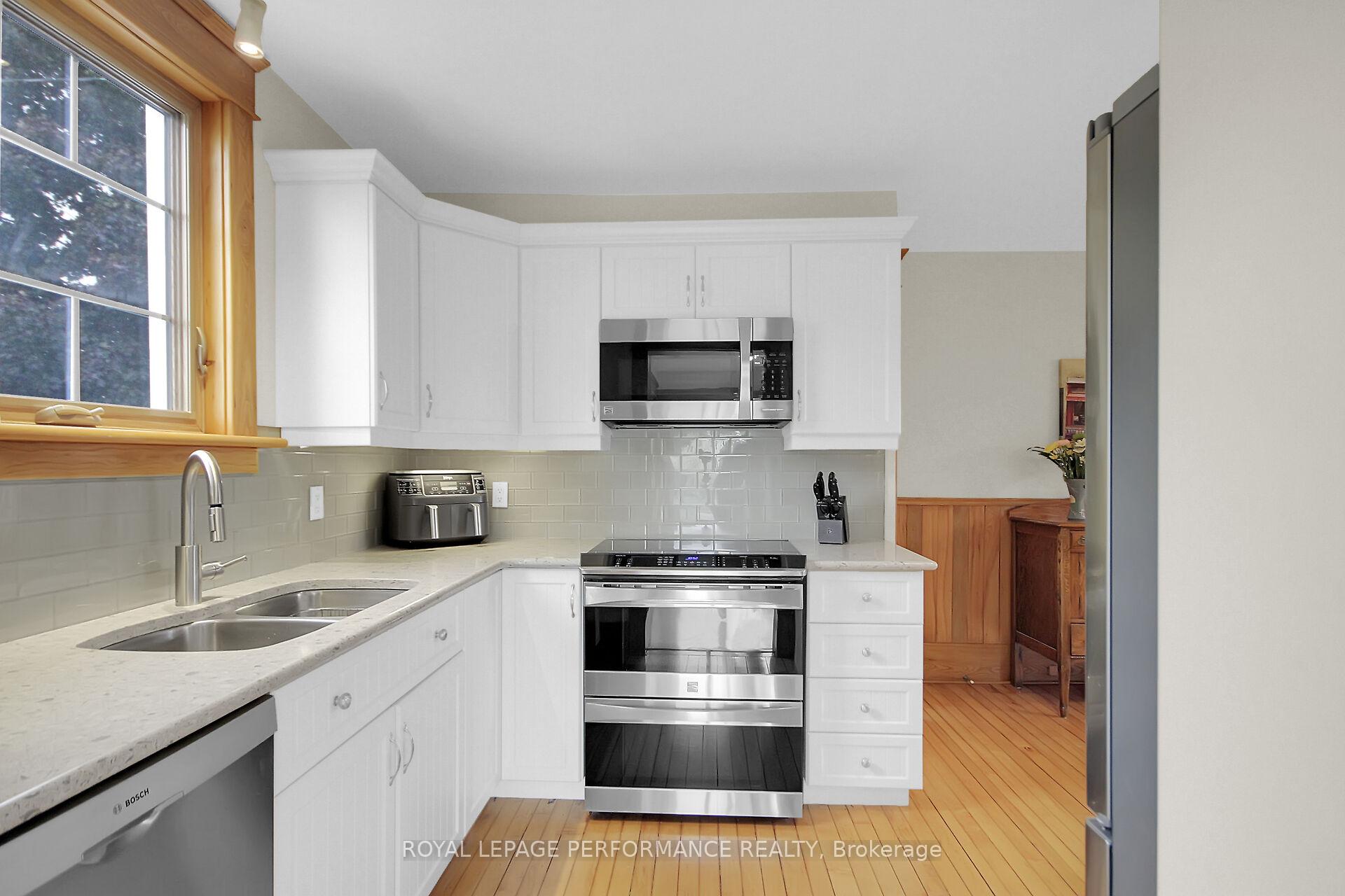 Photo 12 of 9374 Marvelville Road, Ottawa, Osgoode Twp (East) (Incl Kenmore) — HOMEH