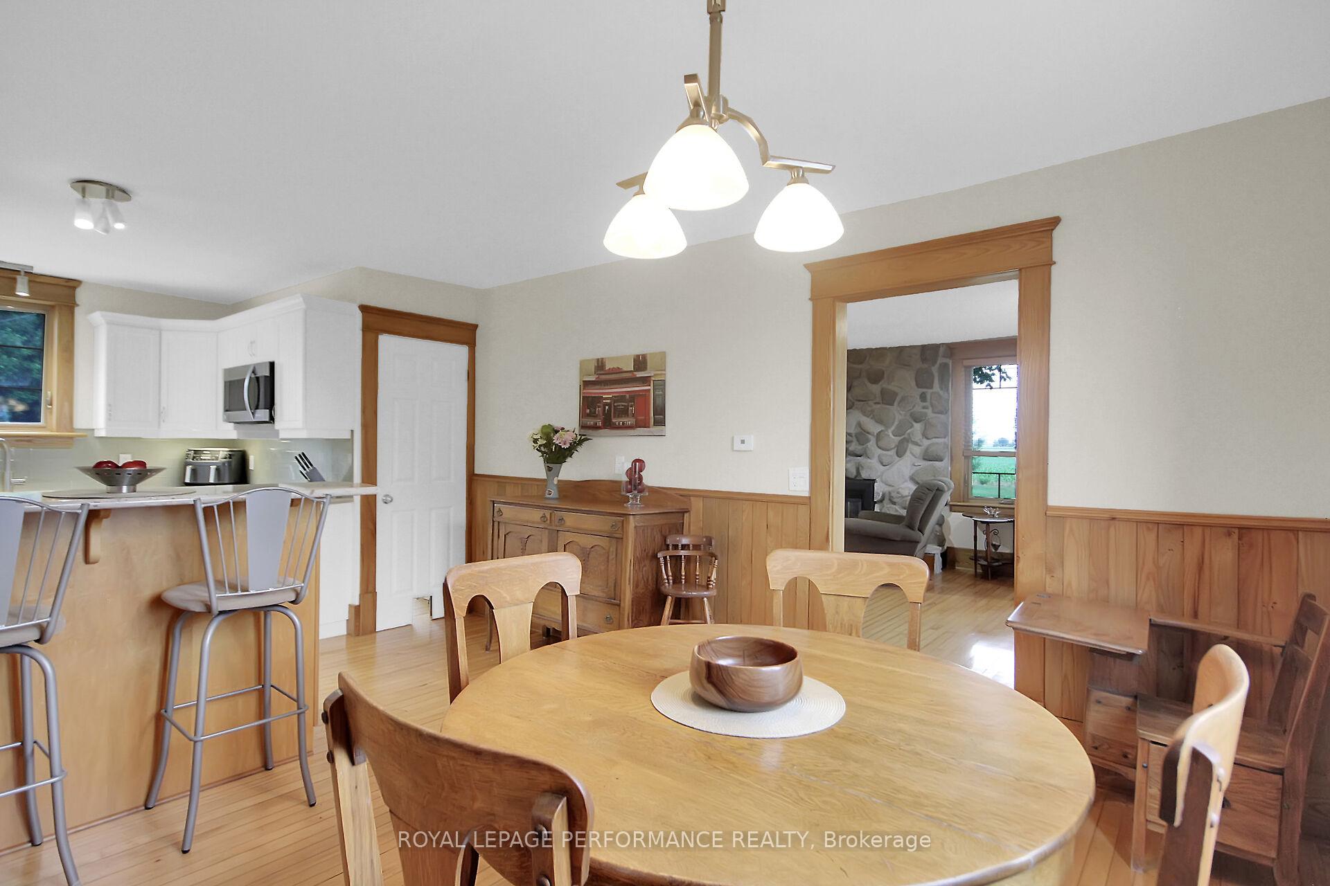 Photo 13 of 9374 Marvelville Road, Ottawa, Osgoode Twp (East) (Incl Kenmore) — HOMEH