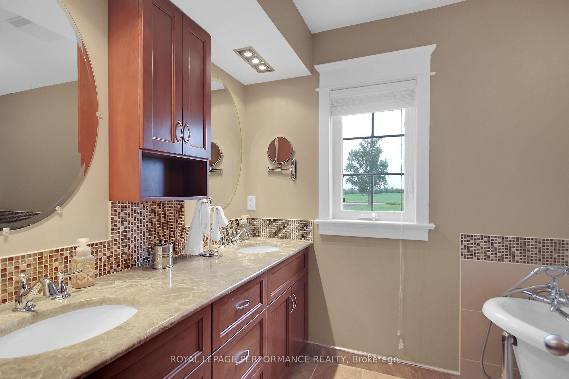 Photo 36 of 9374 Marvelville Road, Ottawa, Osgoode Twp (East) (Incl Kenmore) — HOMEH
