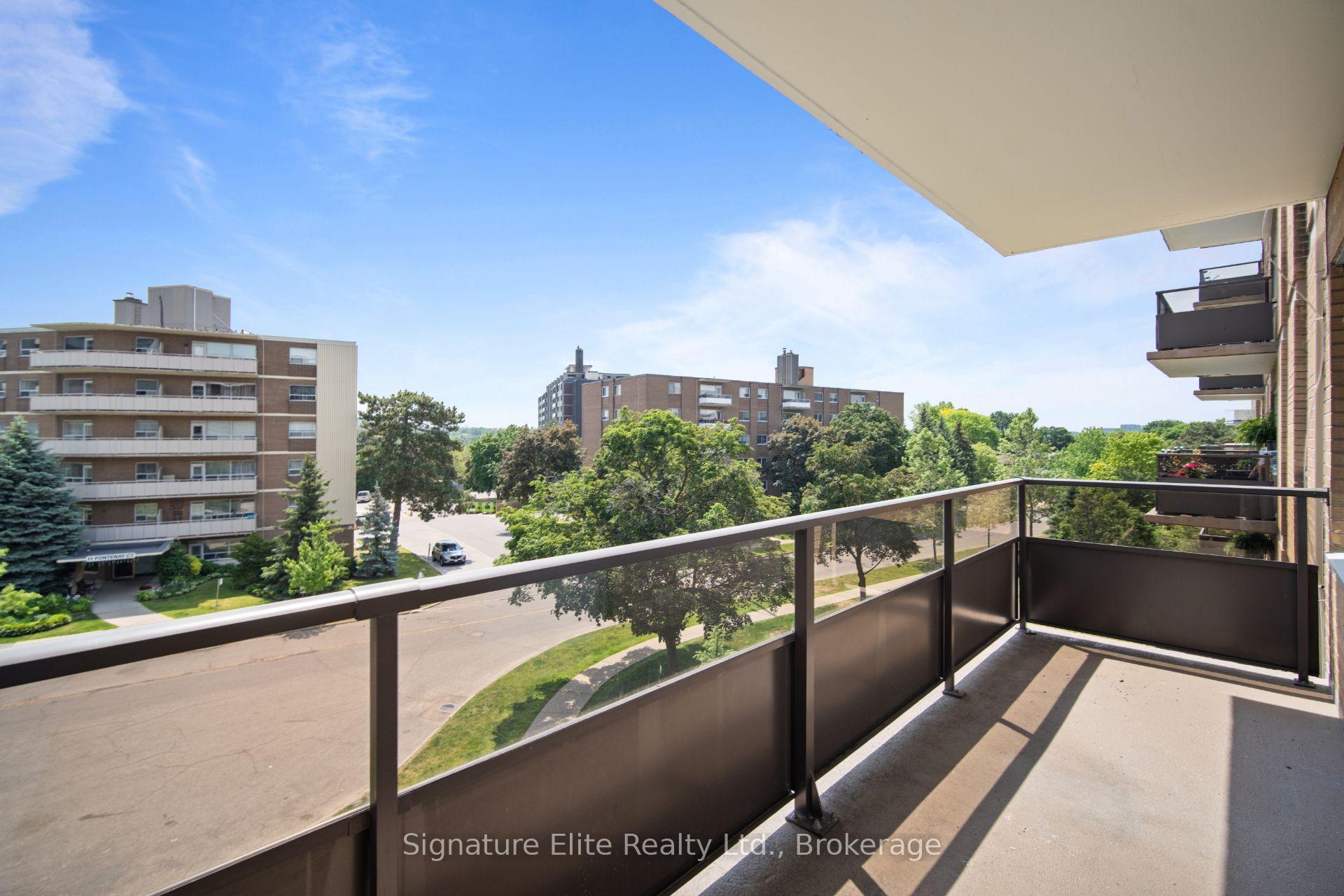 Photo 15 of Unit 407, 10 Fontenay Court, Etobicoke, Edenbridge-Humber Valley — HOMEH