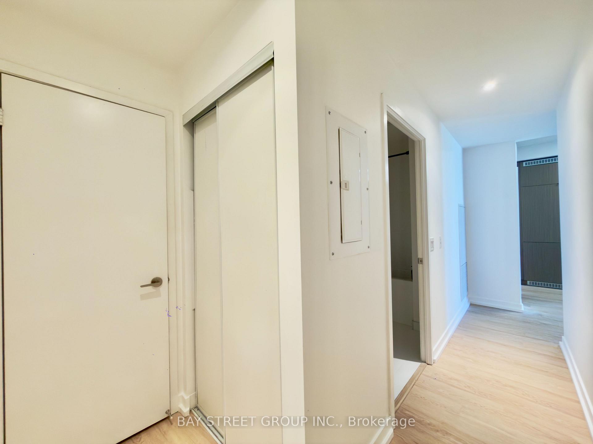 Photo 4 of Unit 1119, 20 Edward Street, Toronto, Bay Street Corridor — HOMEH