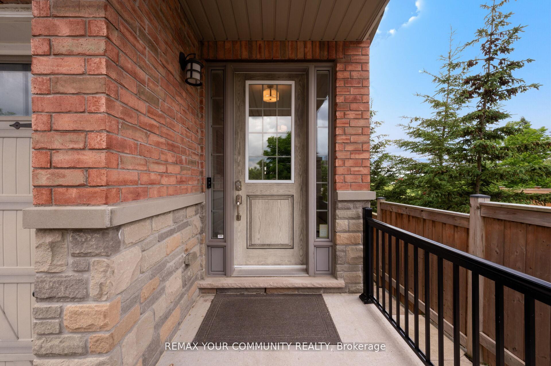 Photo 2 of 78 Alex Campbell Crescent, King, King City — HOMEH