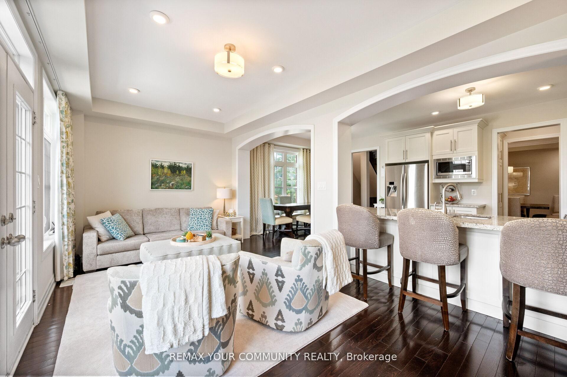 Photo 6 of 78 Alex Campbell Crescent, King, King City — HOMEH