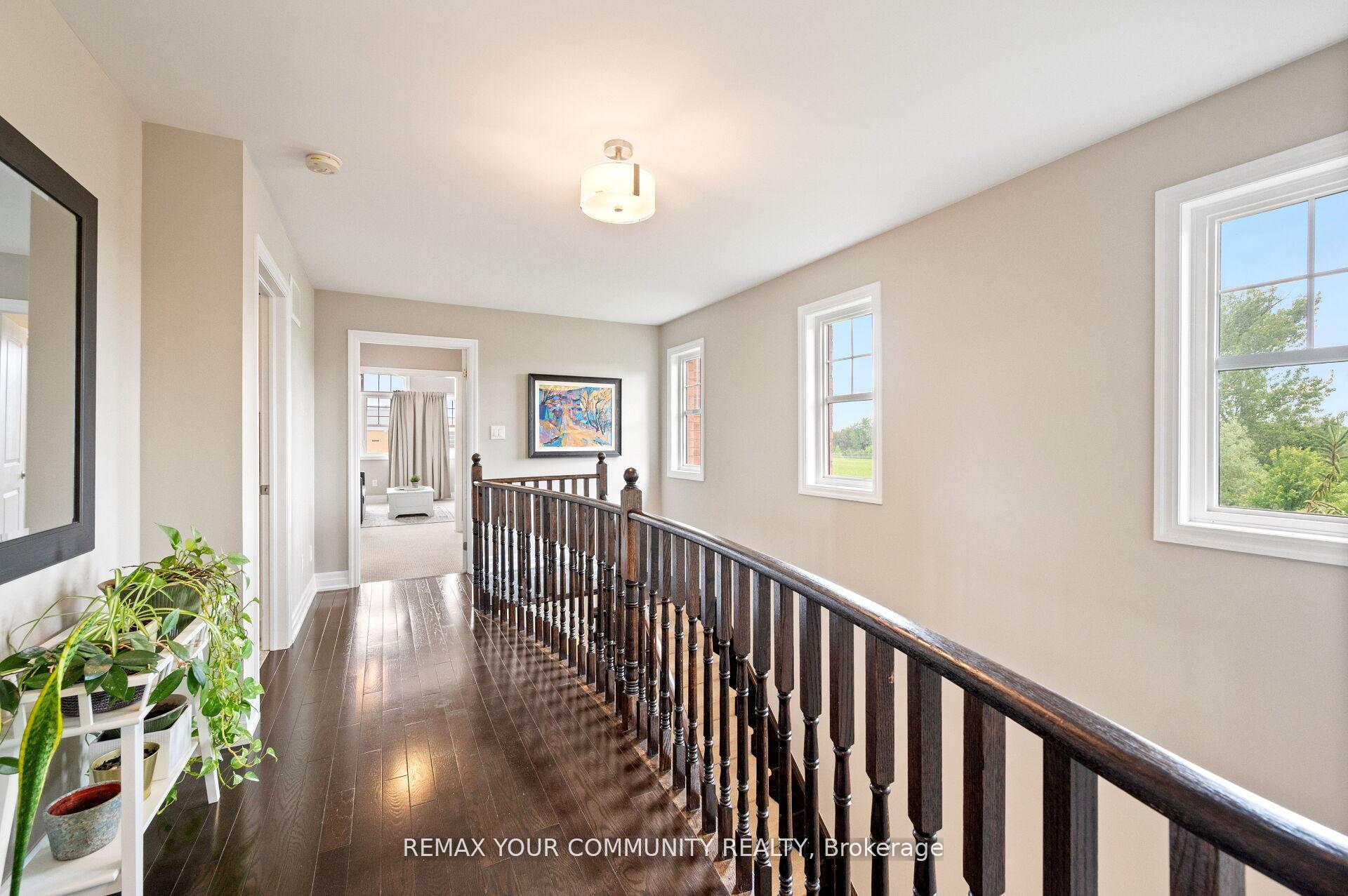 Photo 15 of 78 Alex Campbell Crescent, King, King City — HOMEH