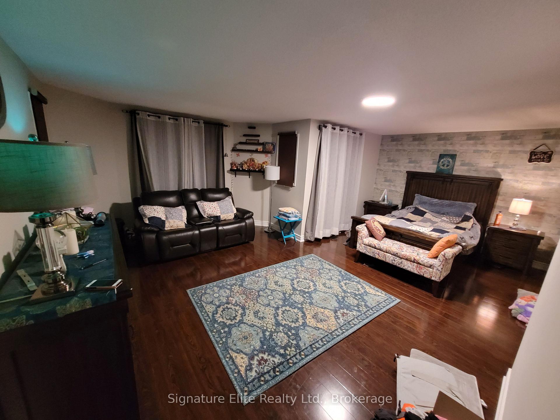 Photo 8 of Unit Main & Upper, 1554 Stillriver Crescent, Mississauga, East Credit — HOMEH