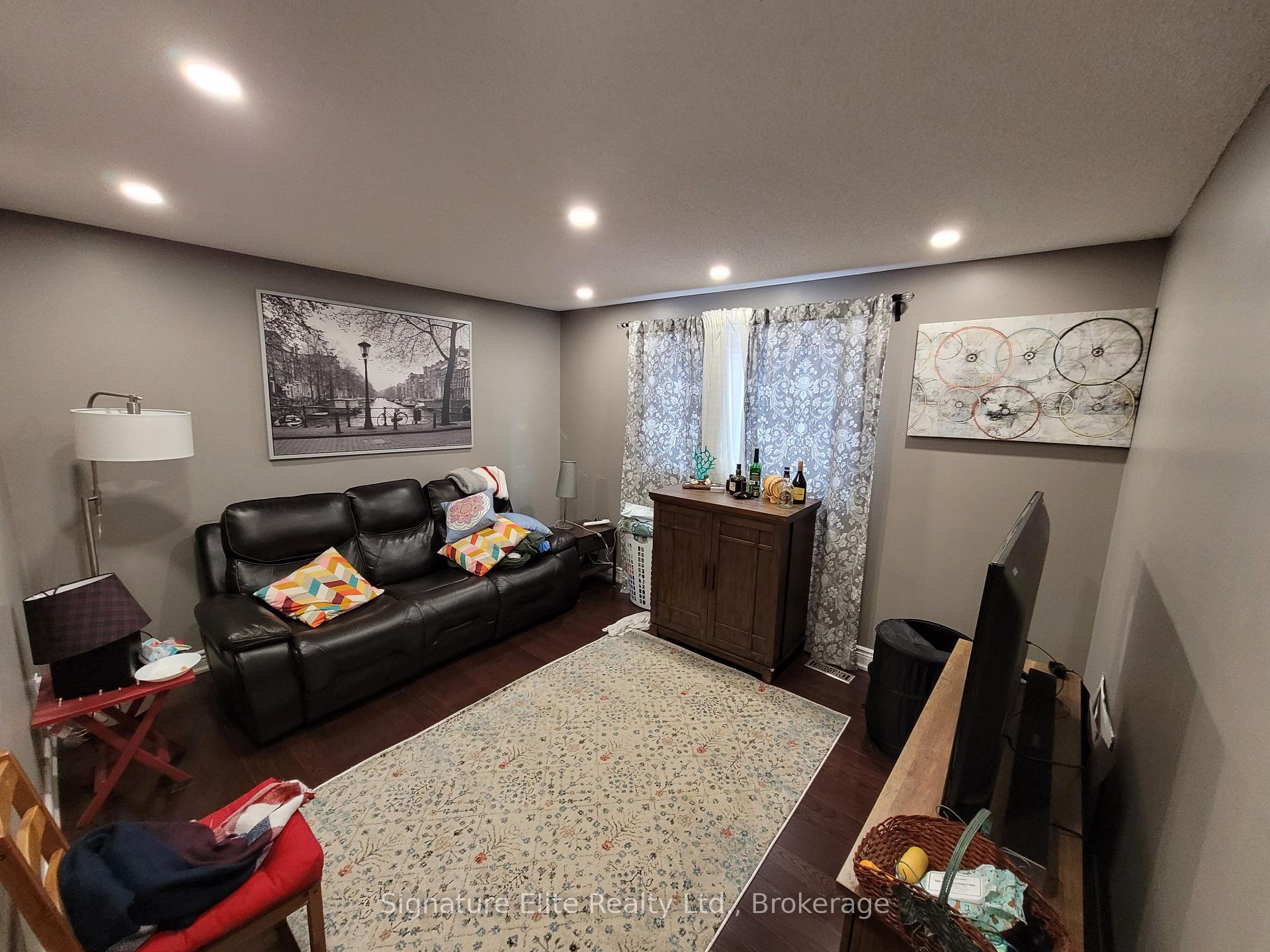 Photo 15 of Unit Main & Upper, 1554 Stillriver Crescent, Mississauga, East Credit — HOMEH