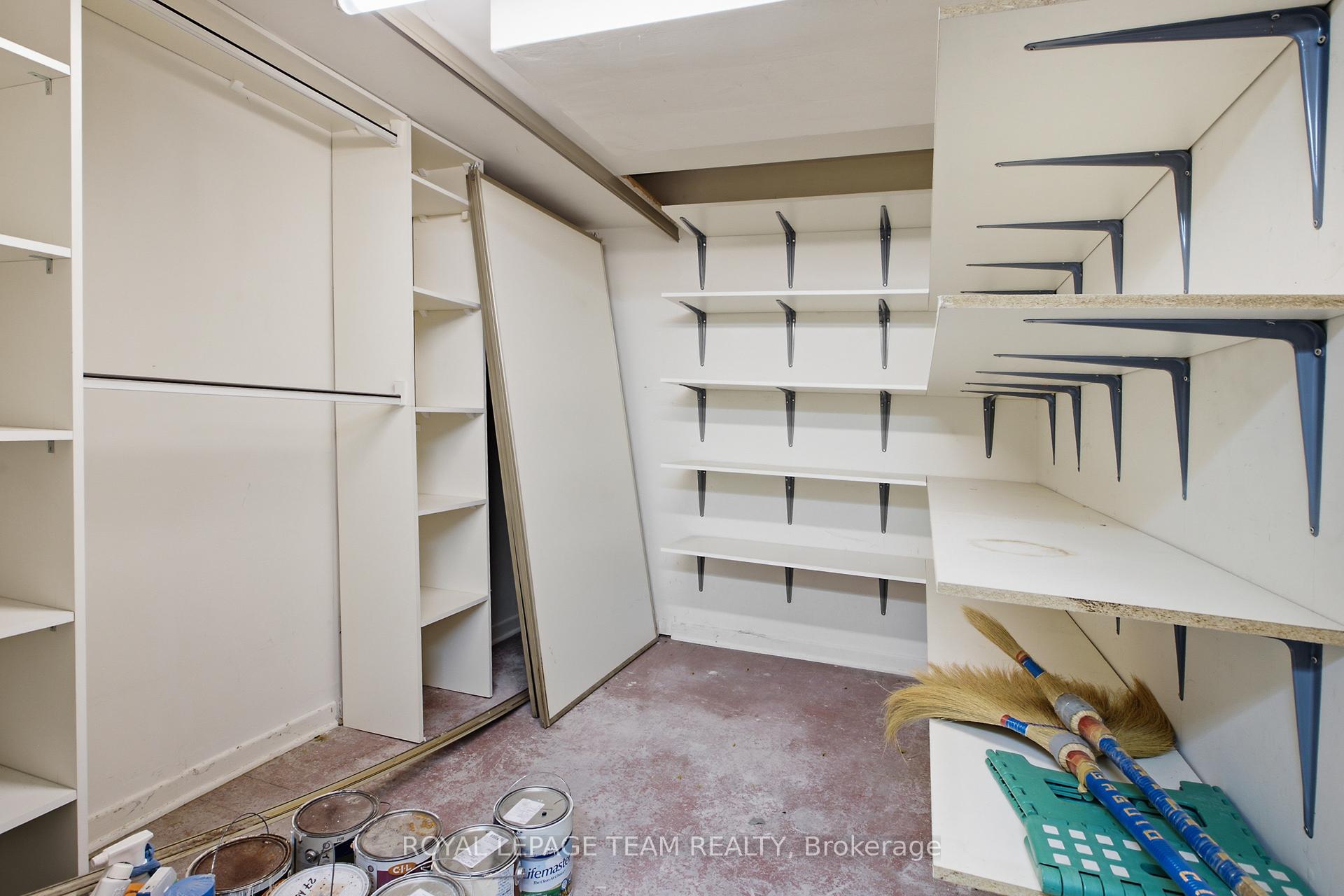 Photo 29 of 1020 Riddell Avenue S, Ottawa, Braemar Park — HOMEH