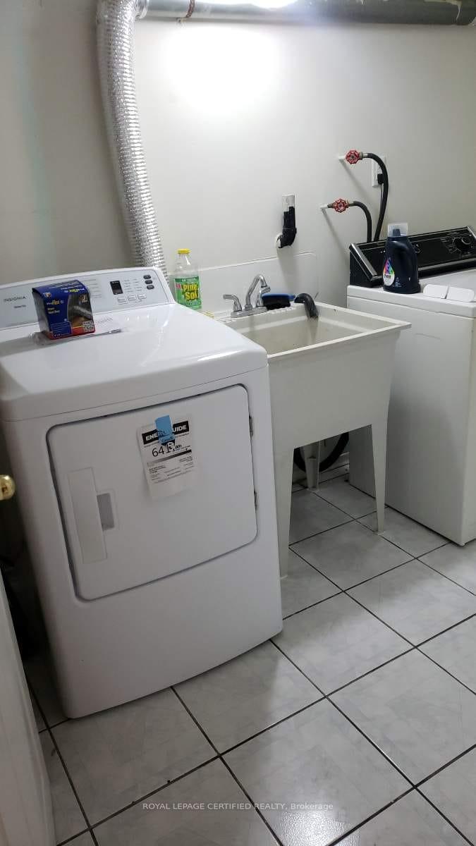 Photo 12 of Unit Bsmt, 44 Red Cedar Crescent, Brampton, Sandringham-Wellington — HOMEH