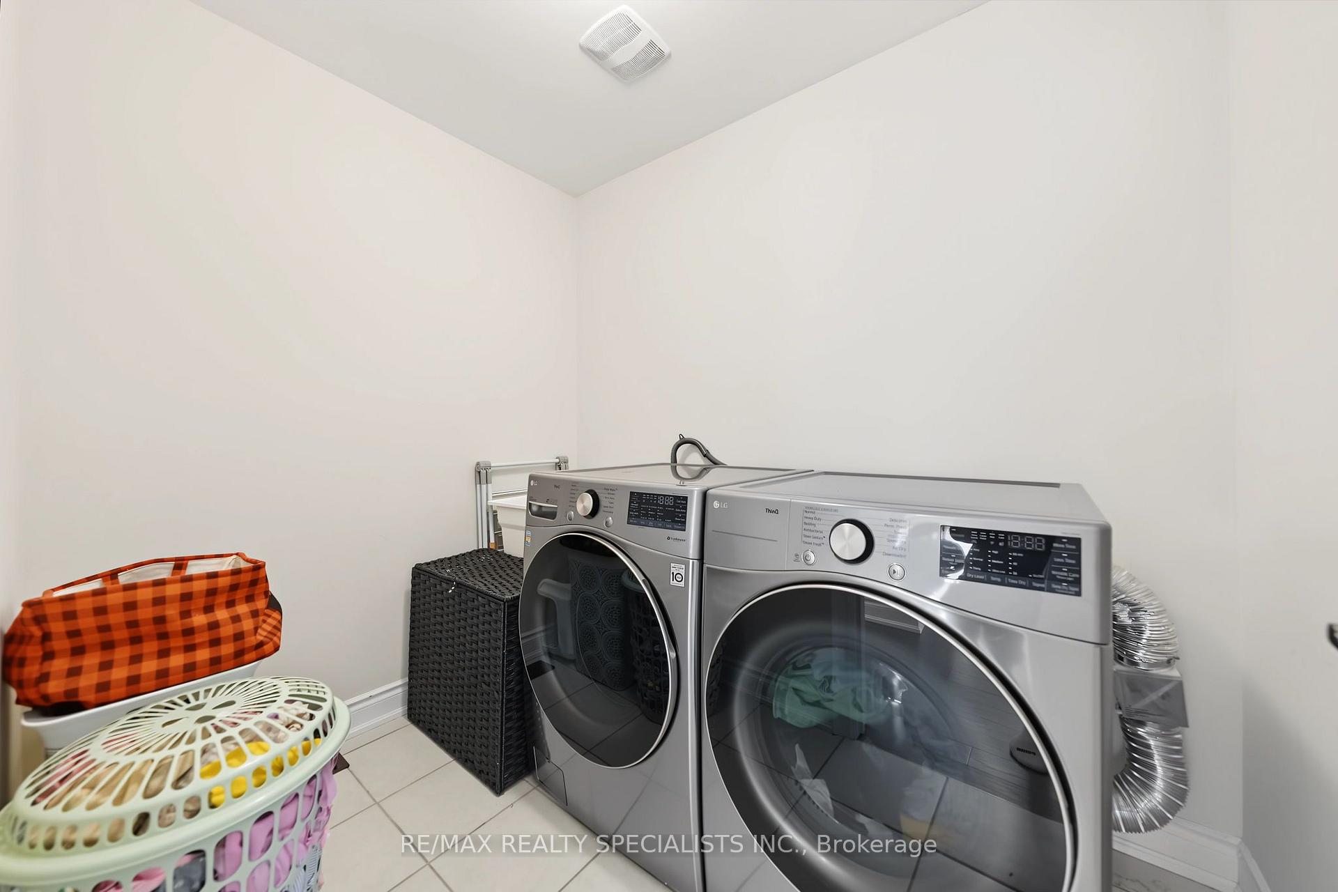 Photo 31 of 50 Janes Crescent, New Tecumseth, Rural New Tecumseth — HOMEH