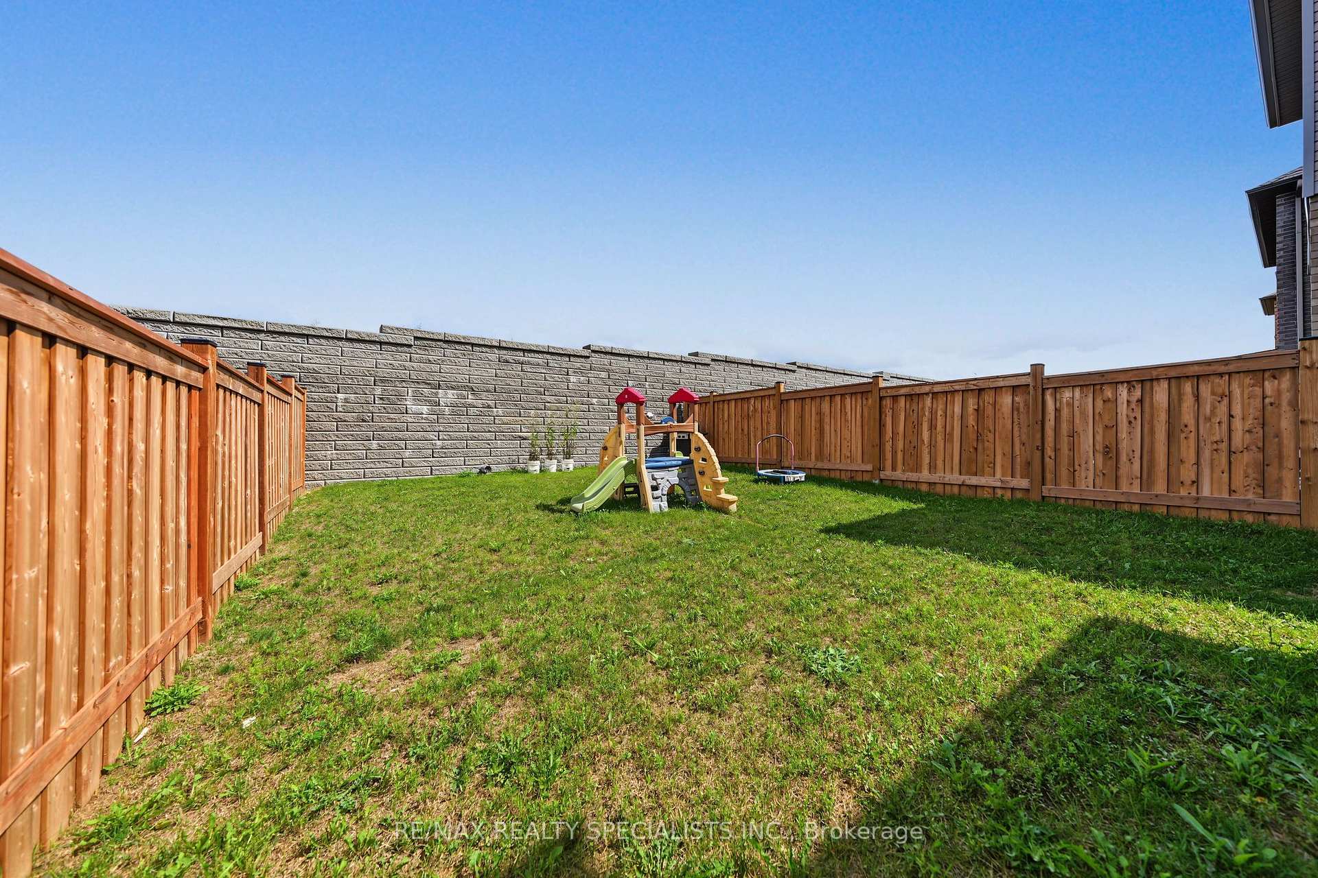 Photo 42 of 50 Janes Crescent, New Tecumseth, Rural New Tecumseth — HOMEH