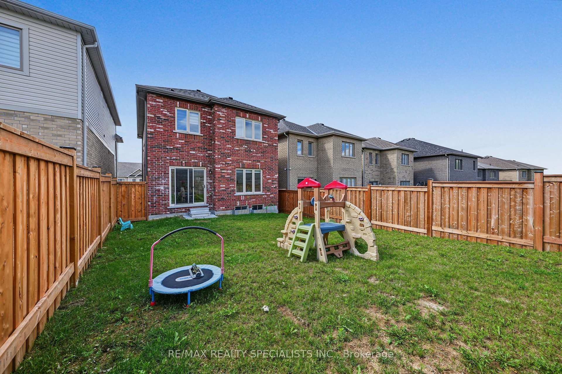 Photo 44 of 50 Janes Crescent, New Tecumseth, Rural New Tecumseth — HOMEH