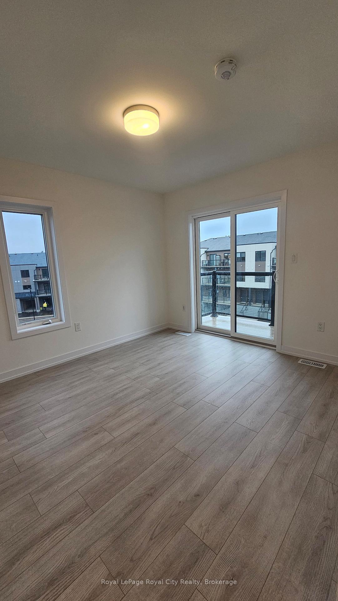 Photo 15 of Unit 70, 42 Lowes Road W, Guelph, Clairfields/Hanlon Business Park — HOMEH