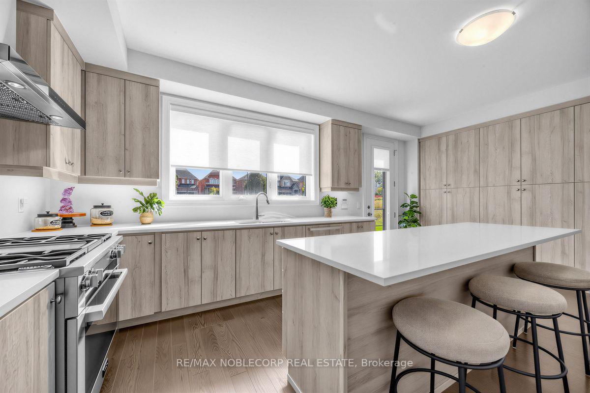 Photo 18 of 55 Gambetta Road, Vaughan, Vellore Village — HOMEH