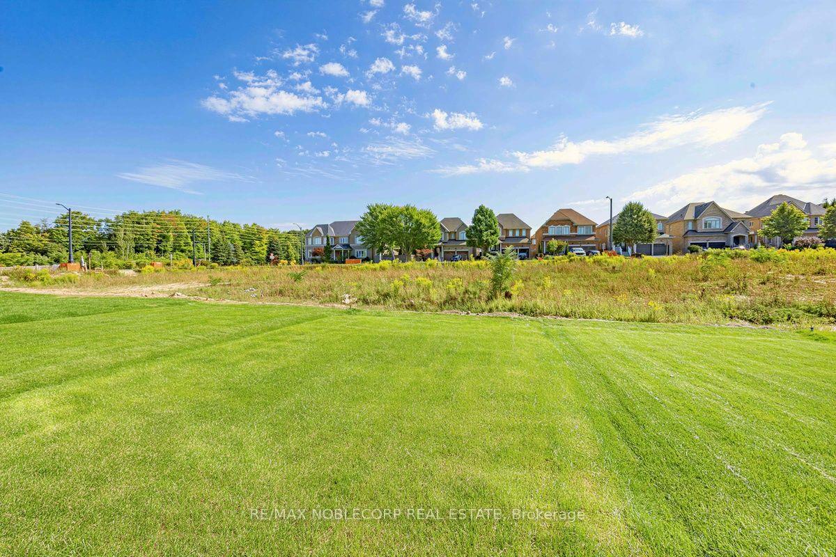 Photo 45 of 55 Gambetta Road, Vaughan, Vellore Village — HOMEH