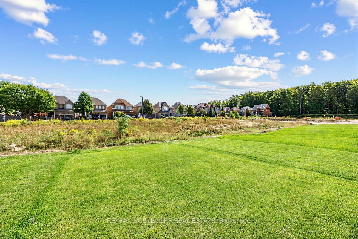 Photo 46 of 55 Gambetta Road, Vaughan, Vellore Village — HOMEH