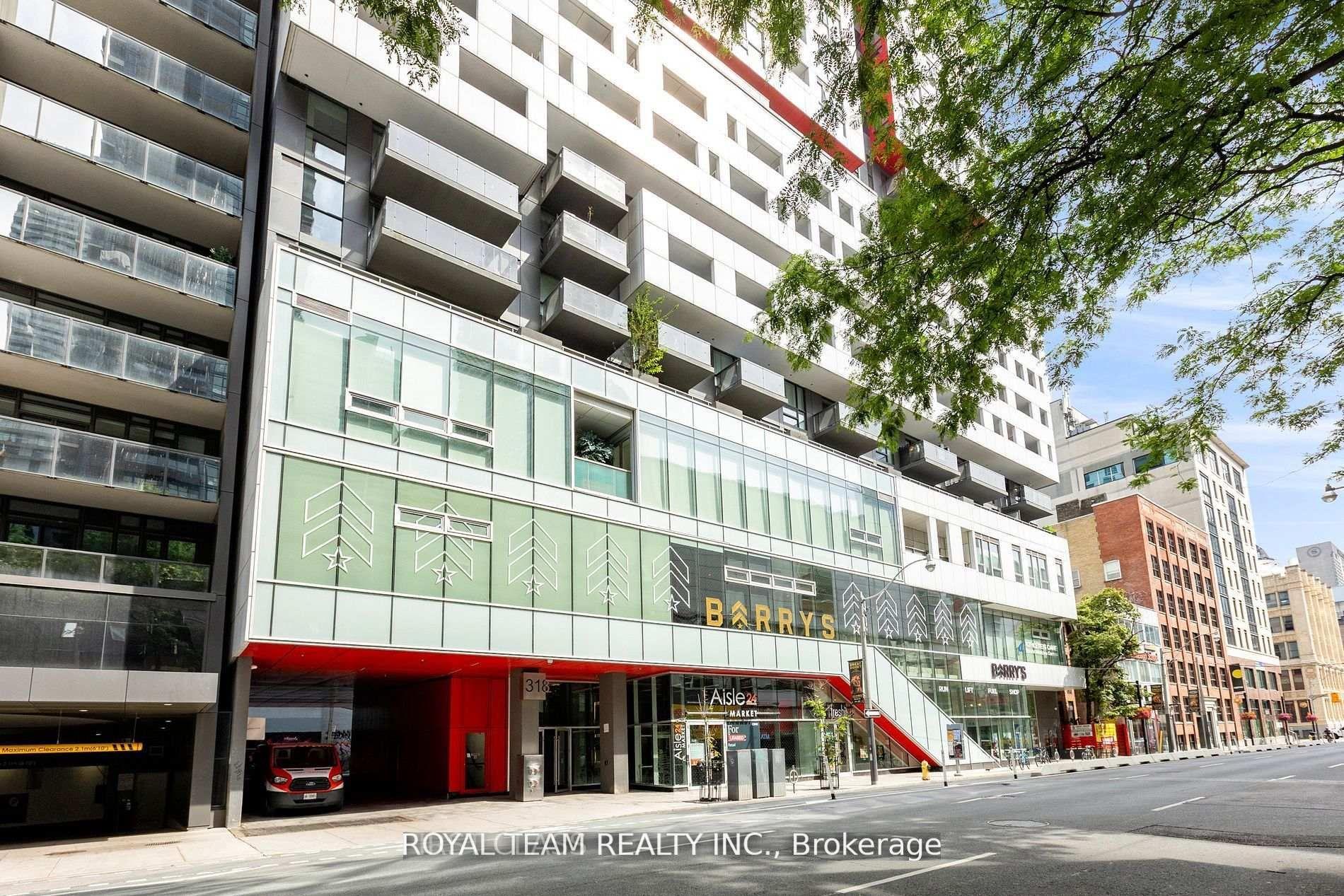 Front of Unit 2608, 318 Richmond Street W