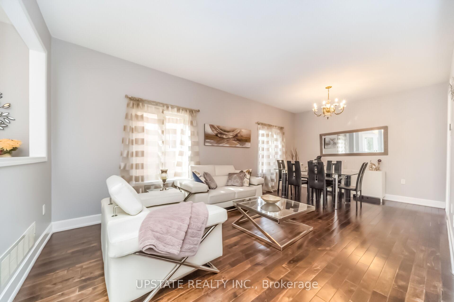 Photo 5 of 6445 Valiant Heights, Mississauga, Meadowvale Village — HOMEH