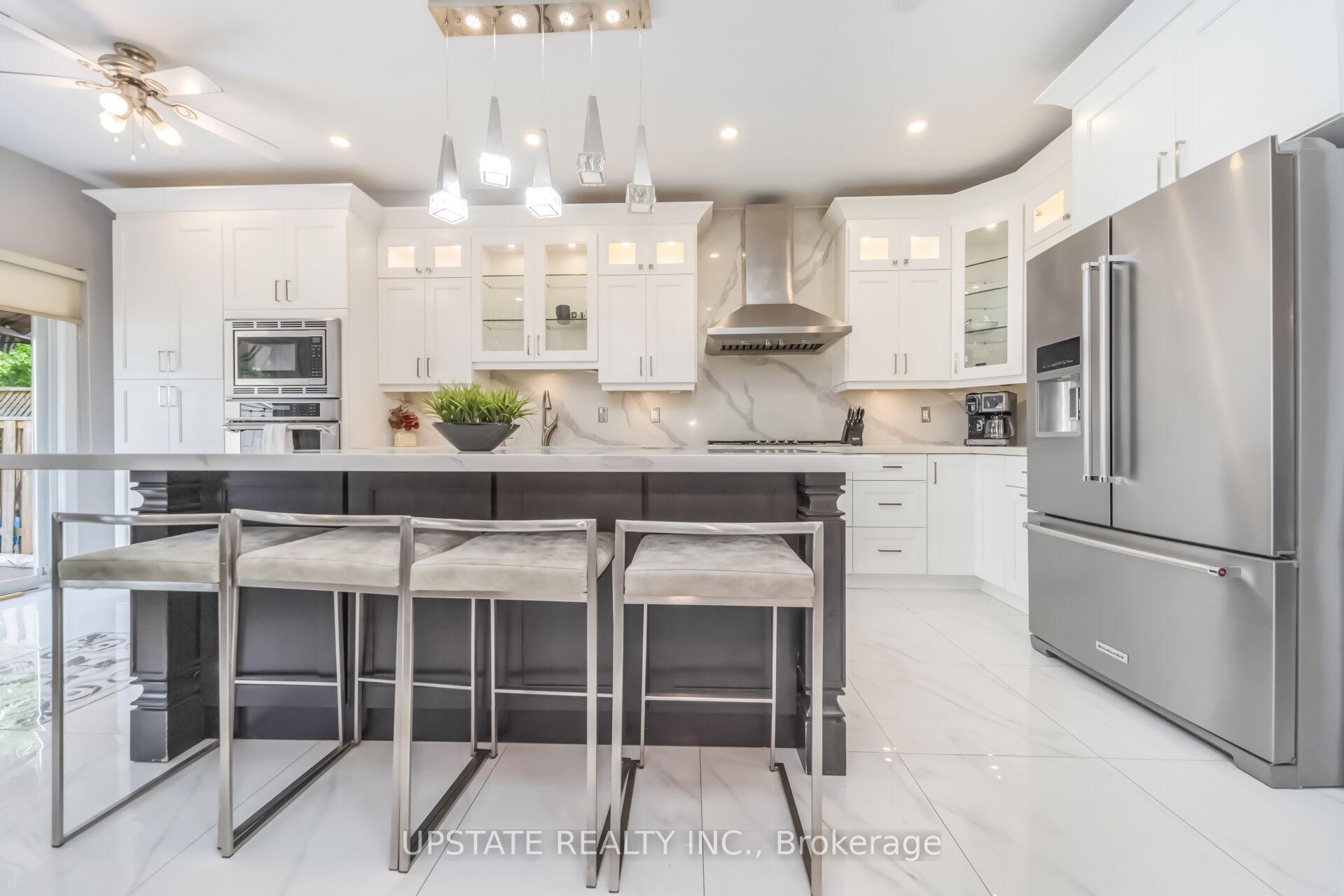 Photo 8 of 6445 Valiant Heights, Mississauga, Meadowvale Village — HOMEH
