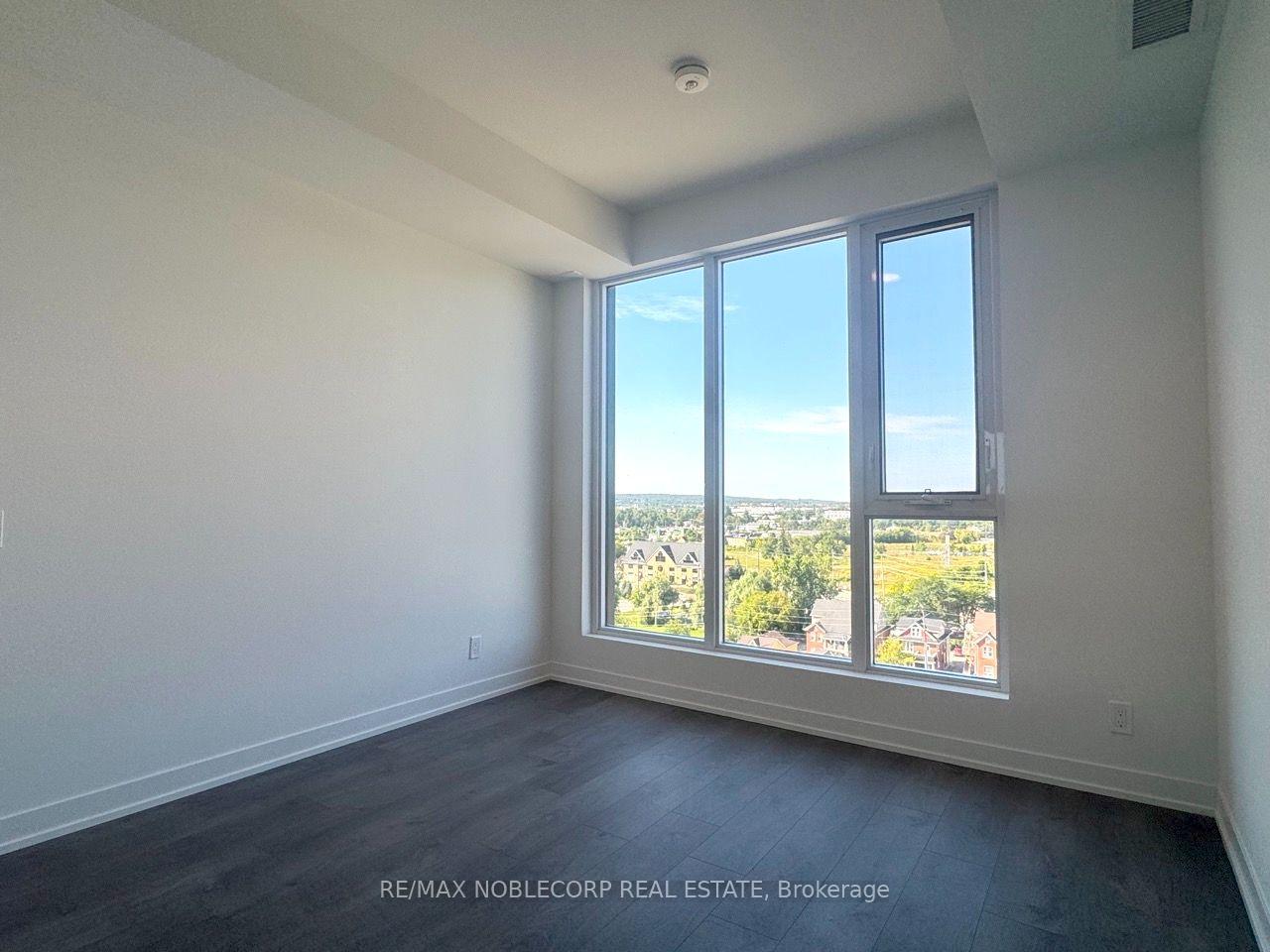 Photo 10 of Unit 912, 39 Mary Street, Barrie, City Centre — HOMEH
