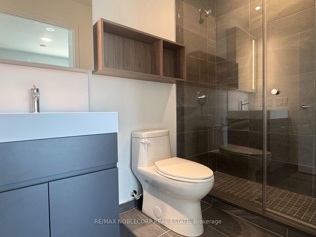 Photo 12 of Unit 912, 39 Mary Street, Barrie, City Centre — HOMEH
