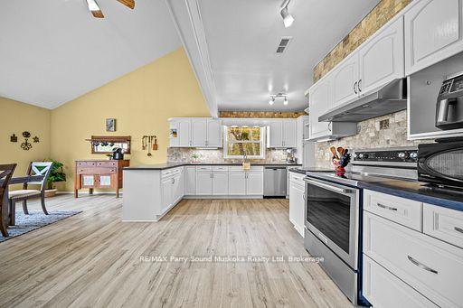 Photo 10 of 258 Lakeside Trail, Magnetawan — HOMEH