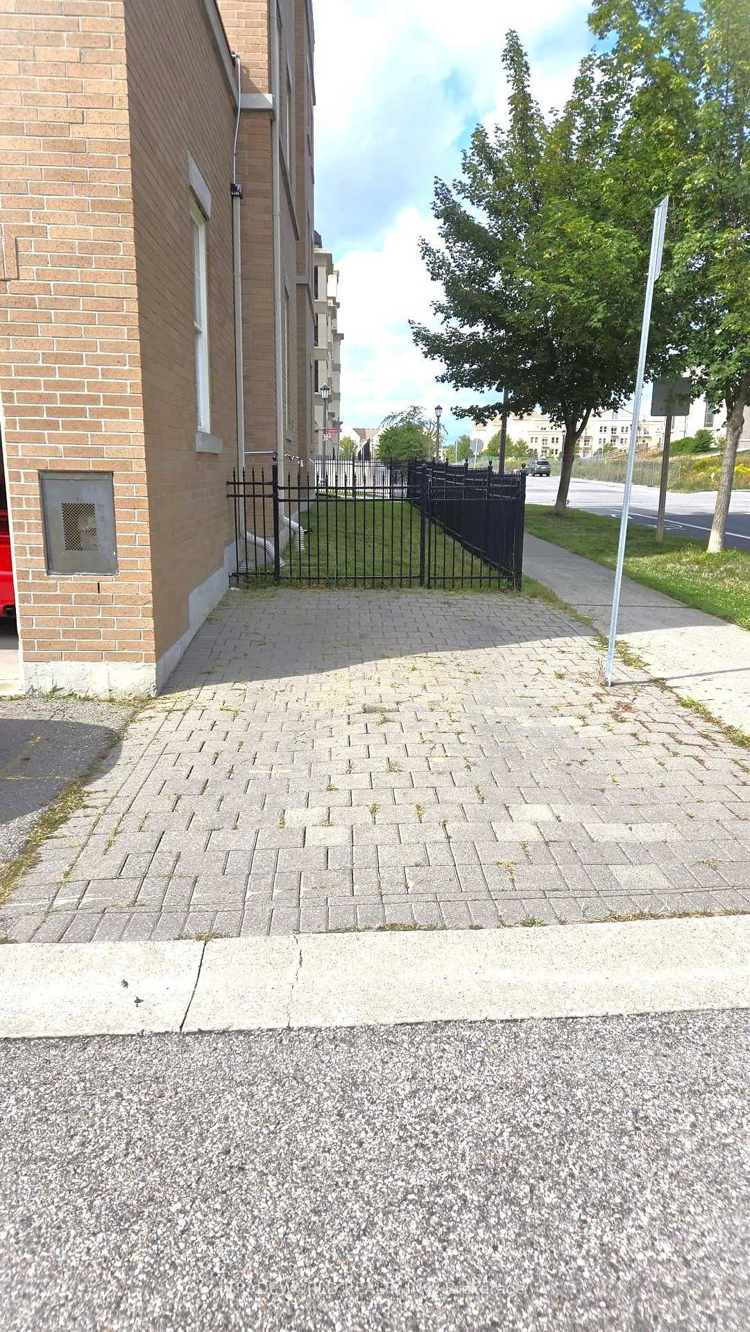 Photo 7 of Unit Bsmt, 1 Donald Buttress Boulevard W, Markham, Cathedraltown — HOMEH