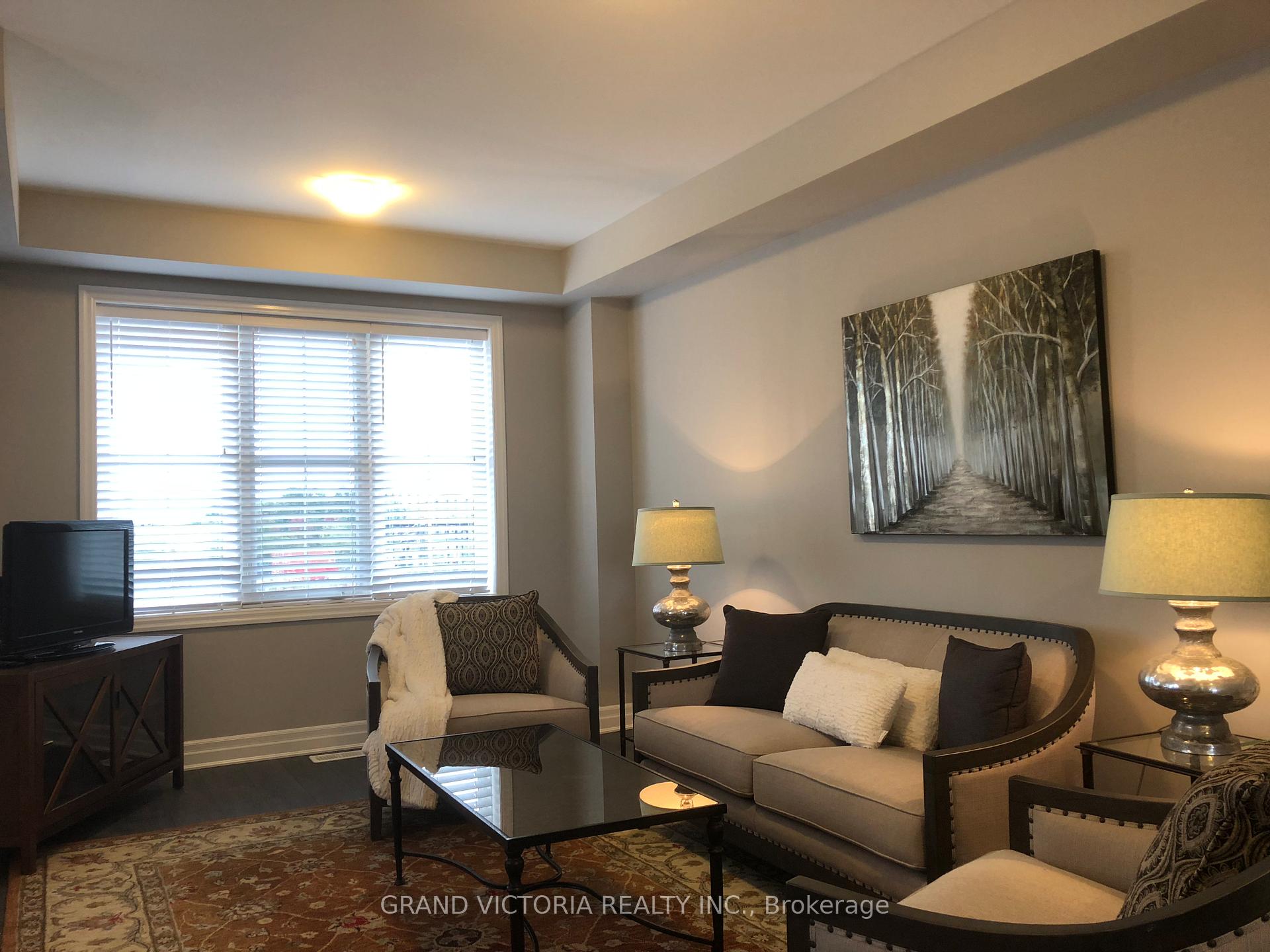 Photo 10 of Unit 10, 22 Spring Creek Drive, Hamilton, Waterdown — HOMEH
