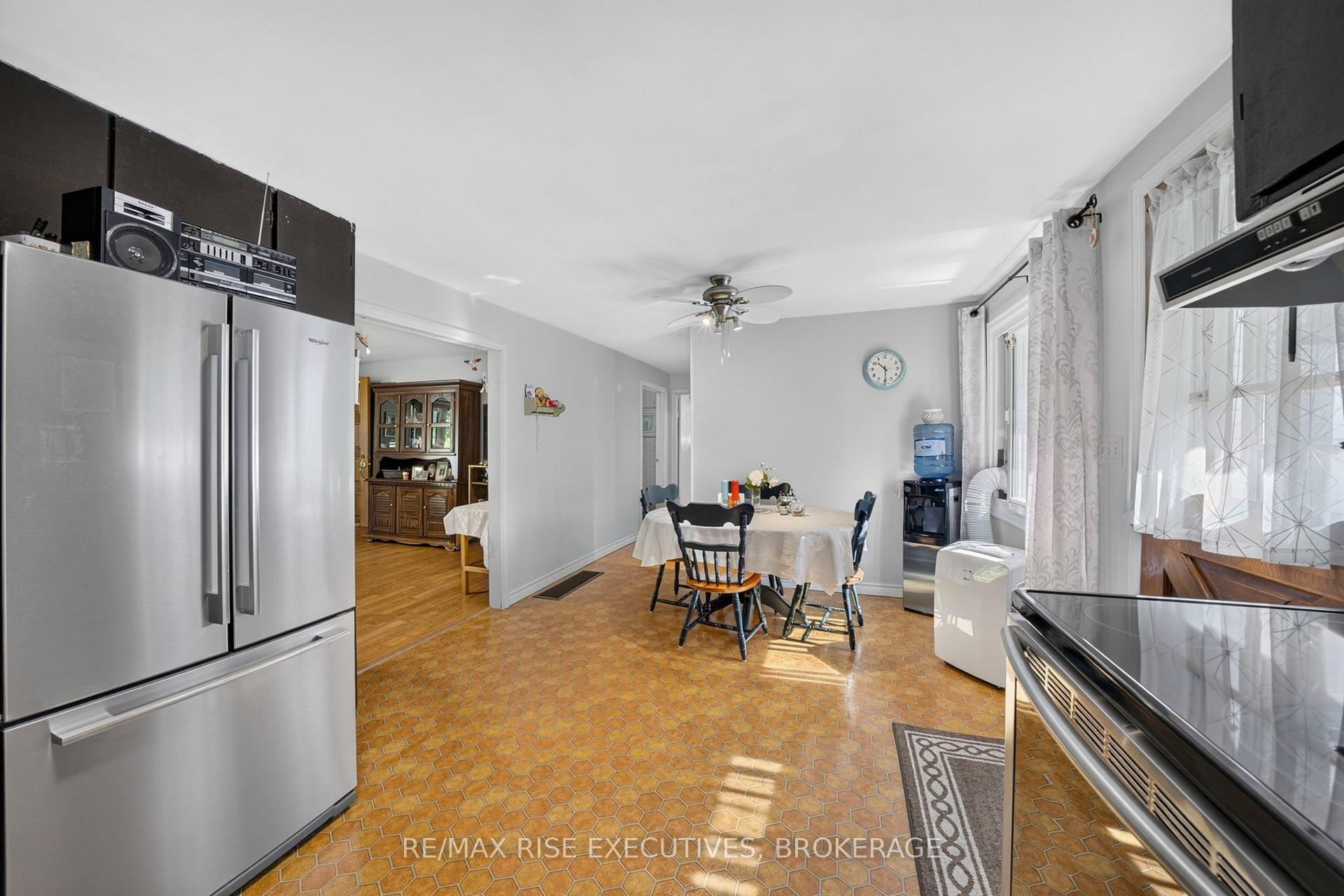 Photo 14 of 6900 Perth Road, South Frontenac, Frontenac South — HOMEH
